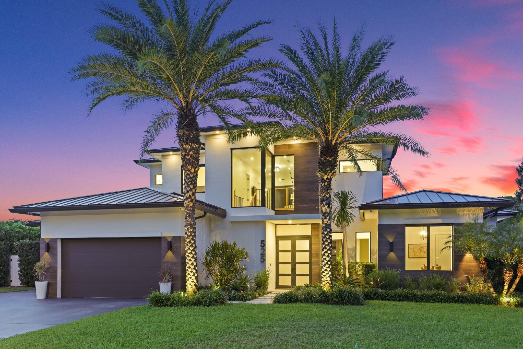 525 Whispering Pines, Boynton Beach FL 33435