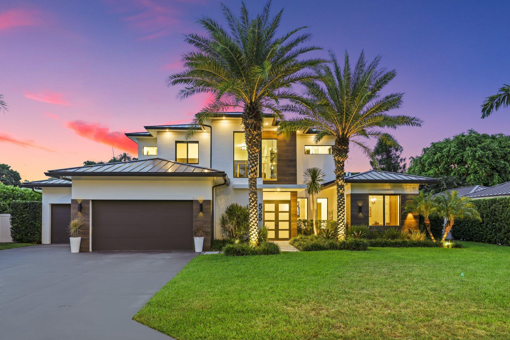 525 Whispering Pines, Boynton Beach FL 33435