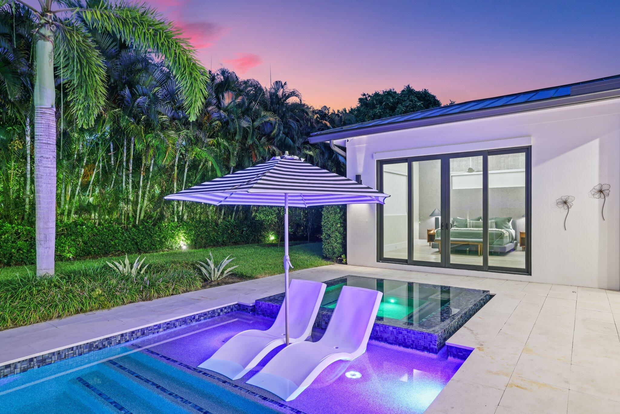 525 Whispering Pines, Boynton Beach FL 33435