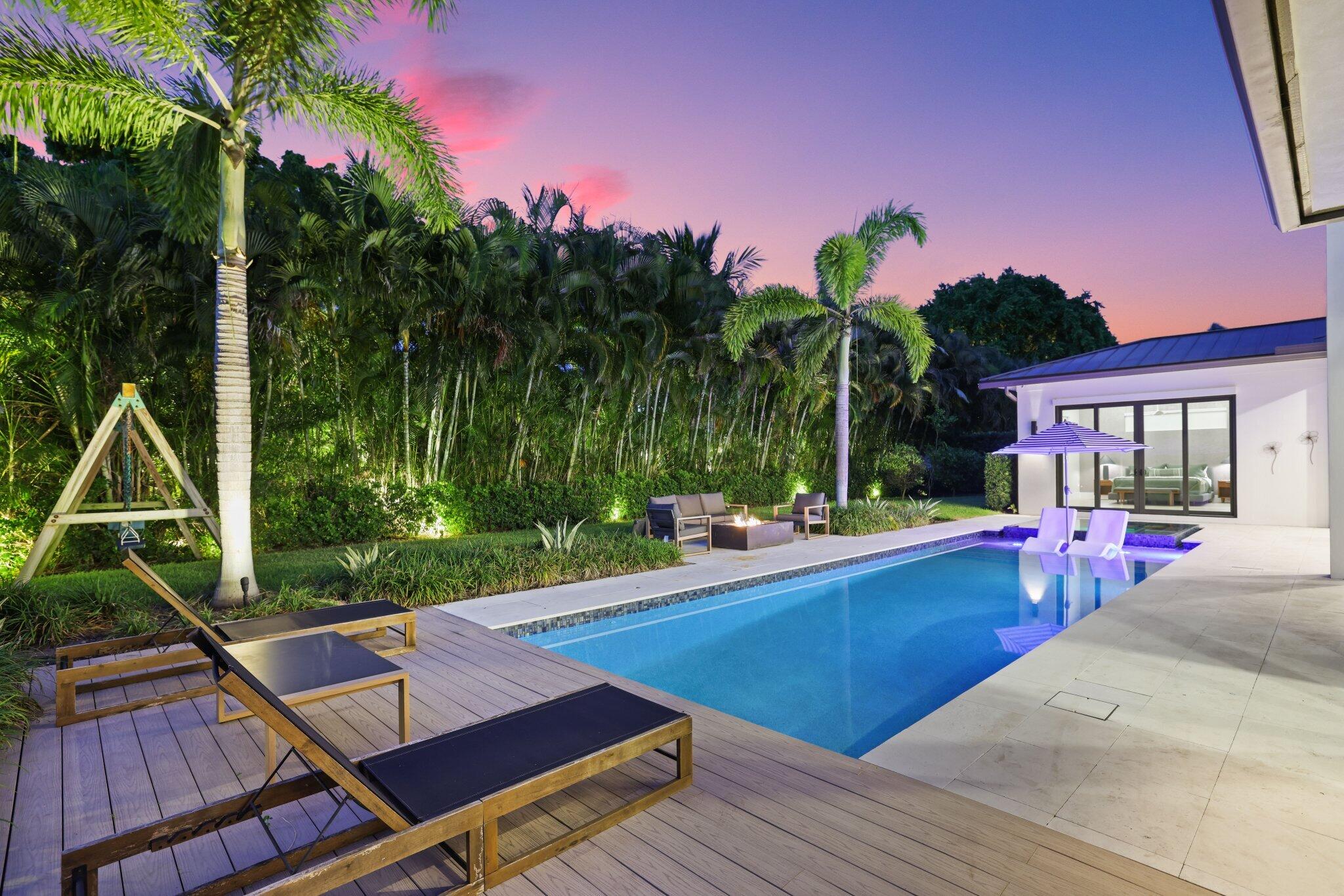 525 Whispering Pines, Boynton Beach FL 33435