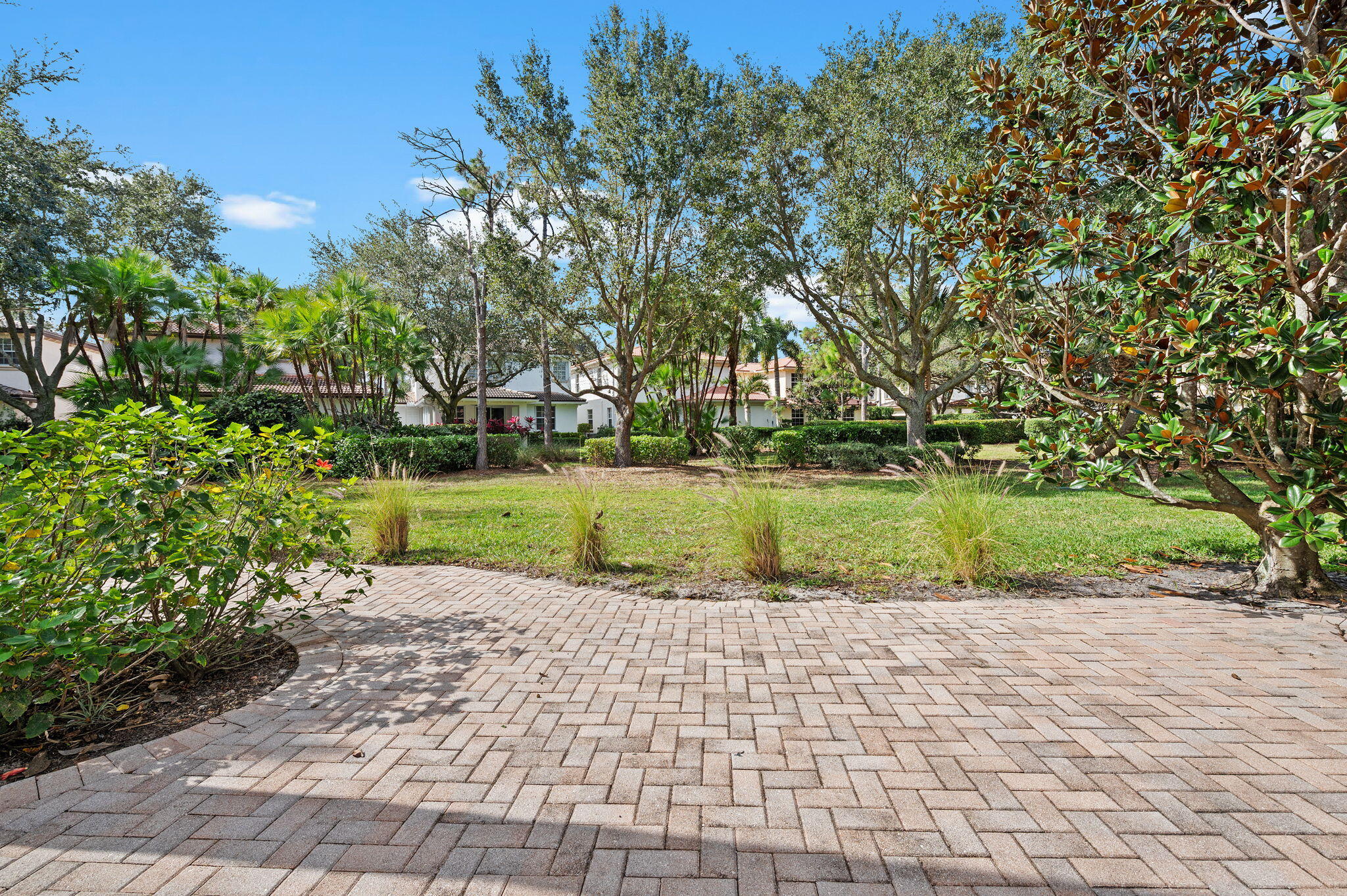 622 Castle, Palm Beach Gardens FL 33410