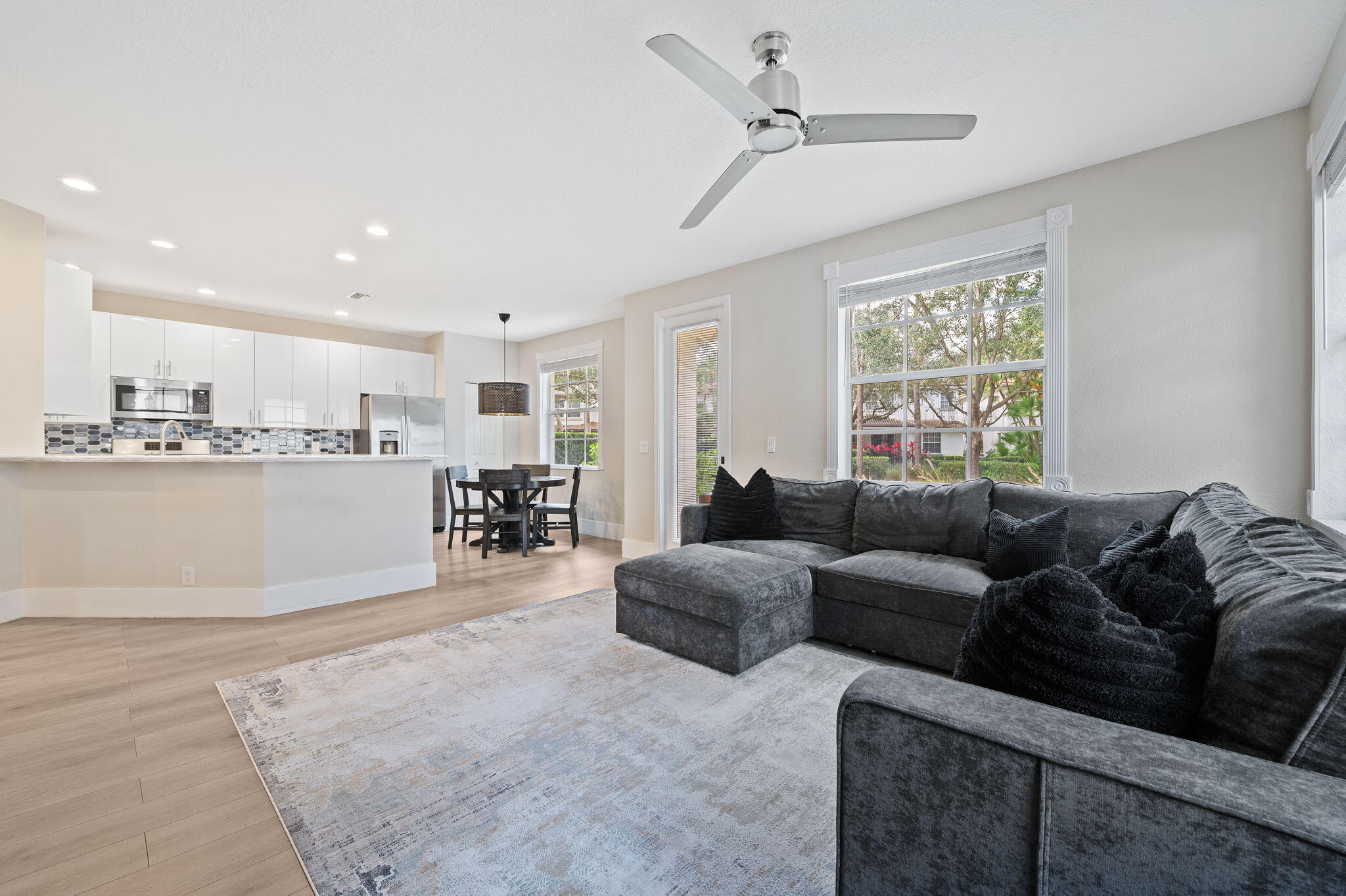 622 Castle, Palm Beach Gardens FL 33410