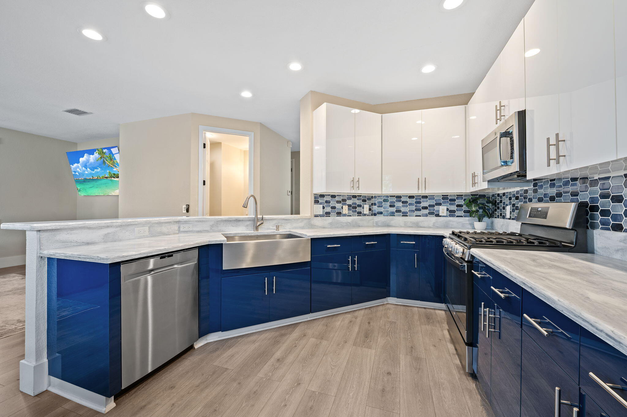 622 Castle, Palm Beach Gardens FL 33410