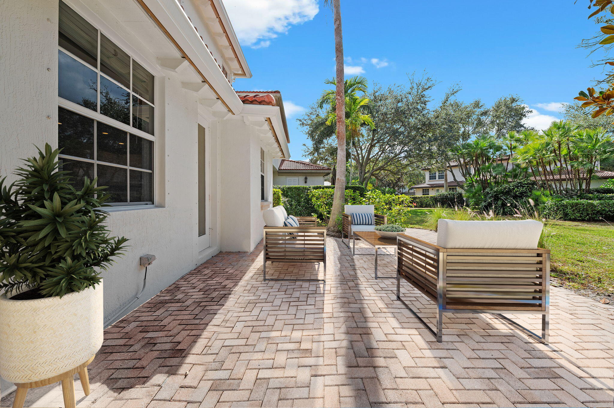 622 Castle, Palm Beach Gardens FL 33410