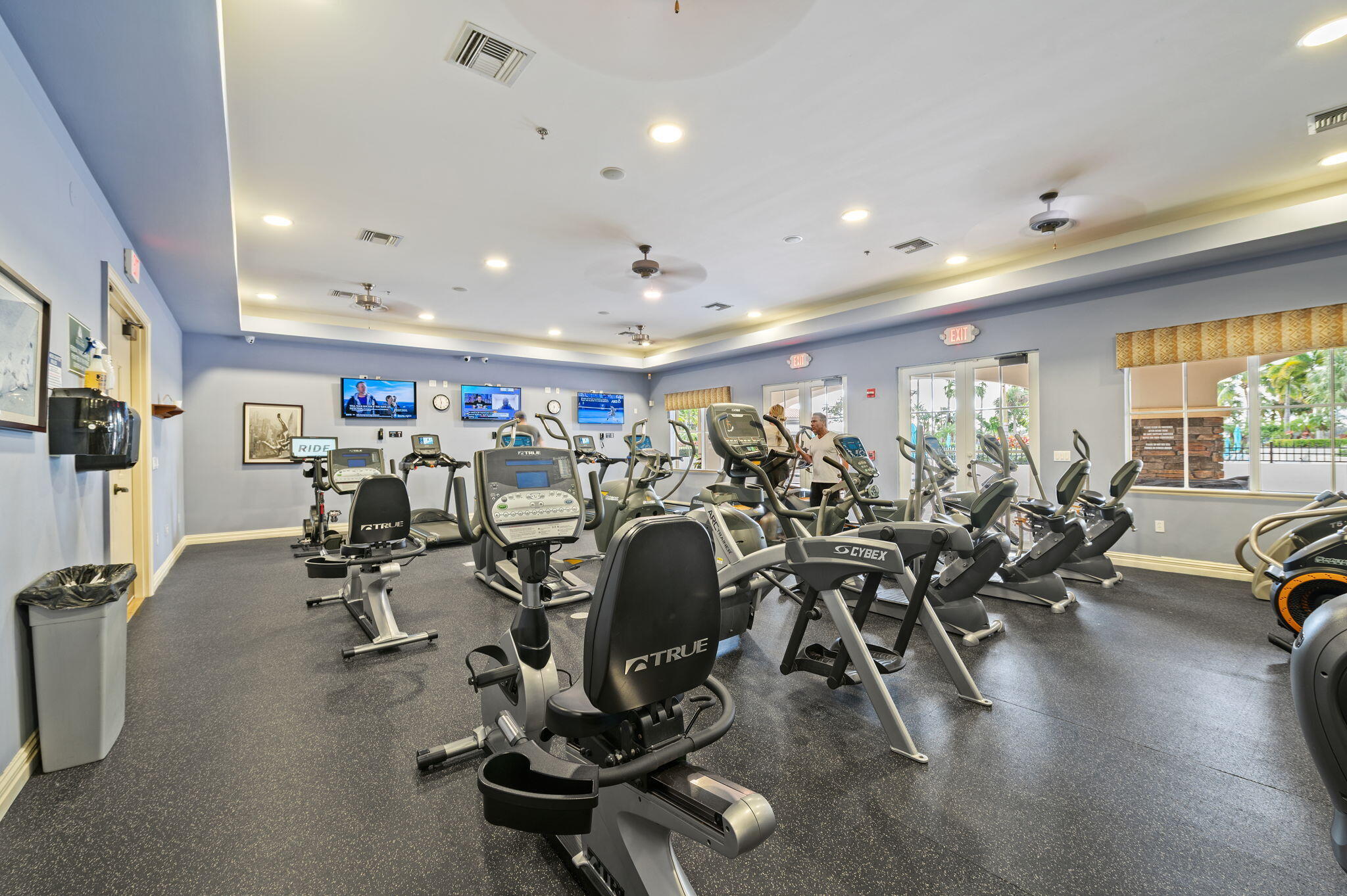 622 Castle, Palm Beach Gardens FL 33410