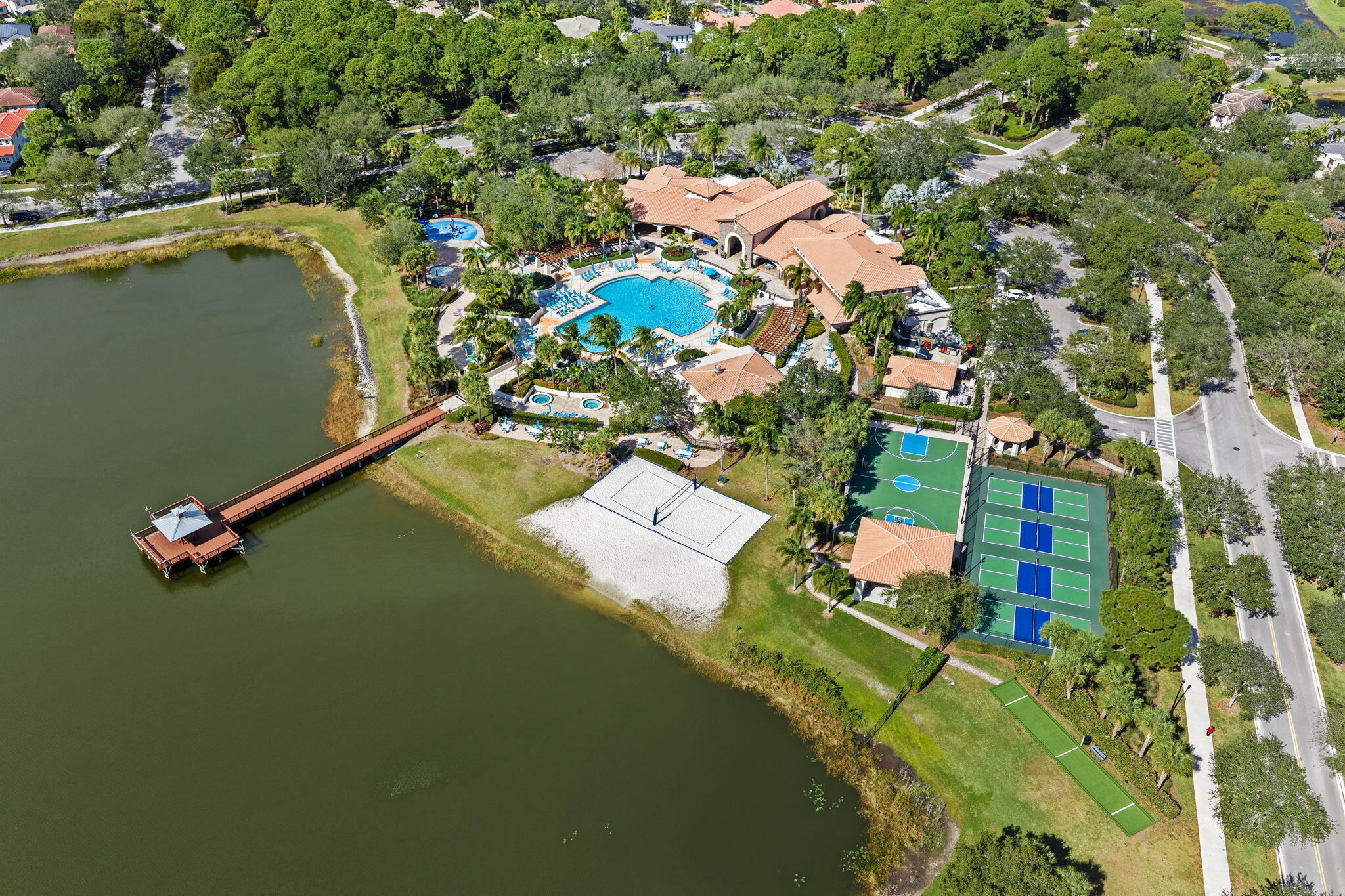 622 Castle, Palm Beach Gardens FL 33410