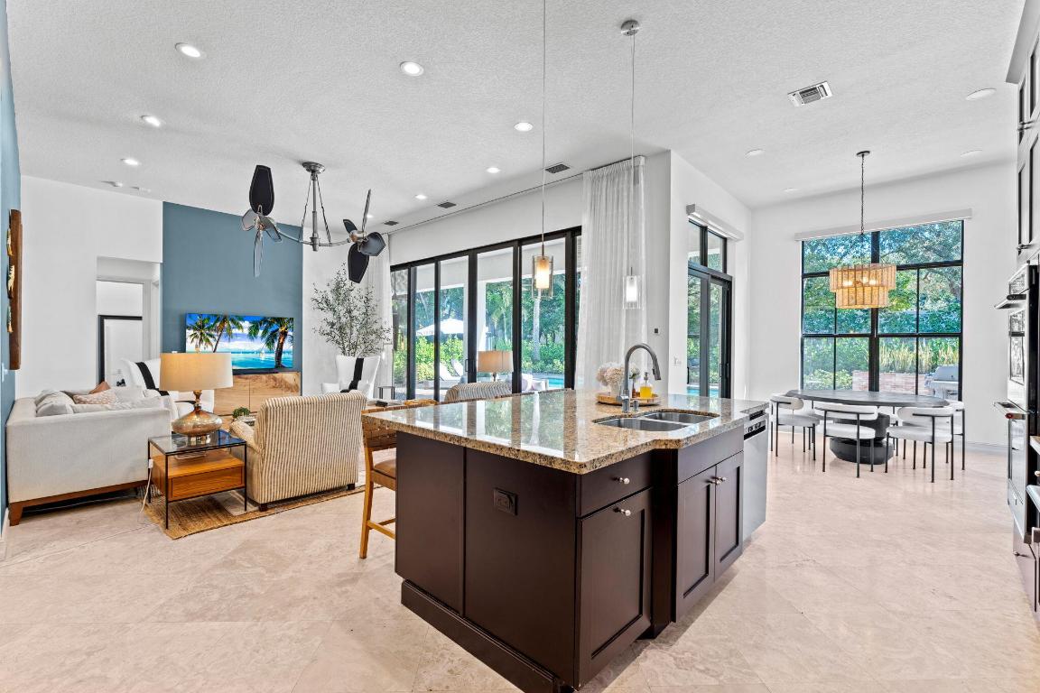 17814 Cadena, Boca Raton FL 33496