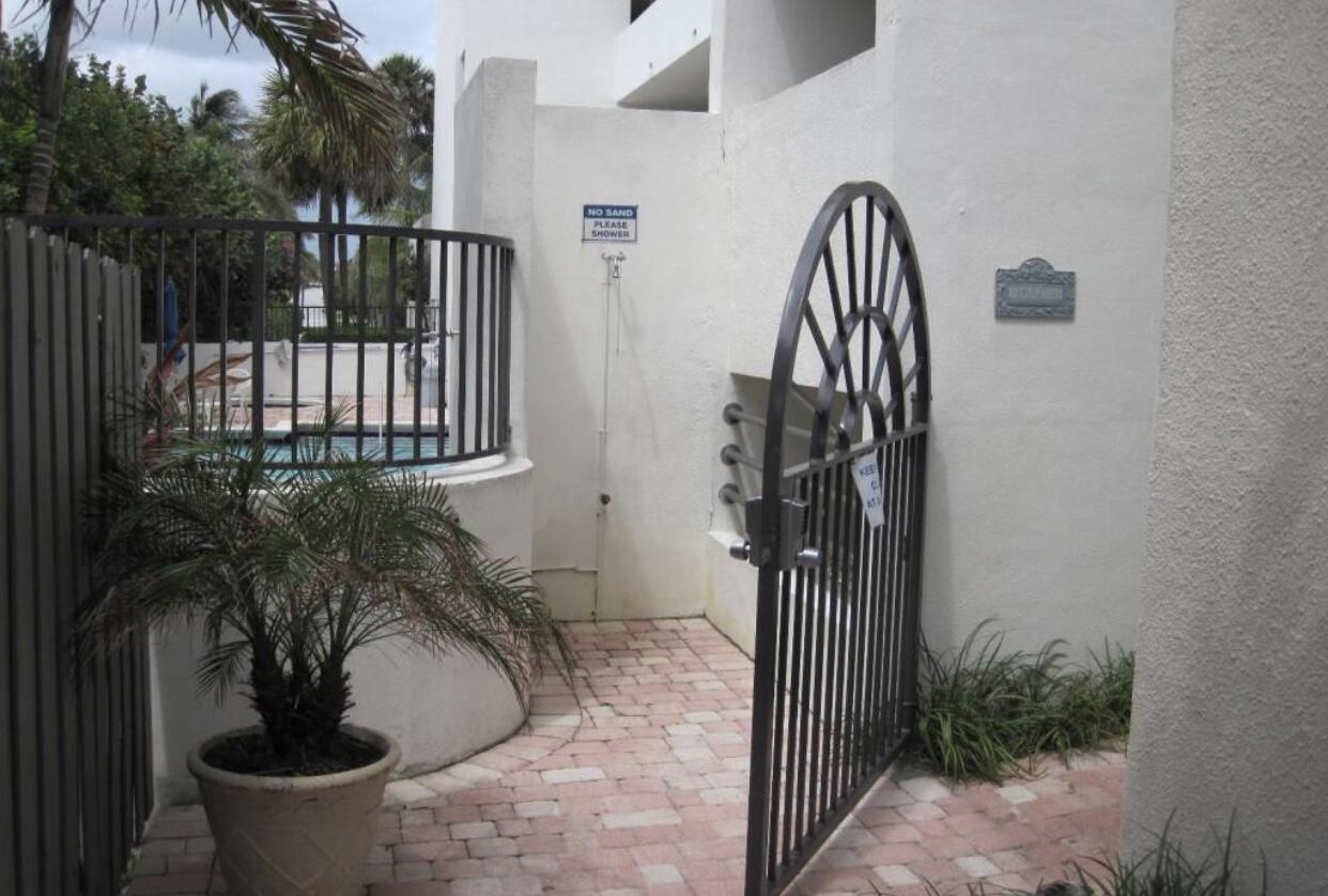 420 Celestial #301, Juno Beach FL 33408