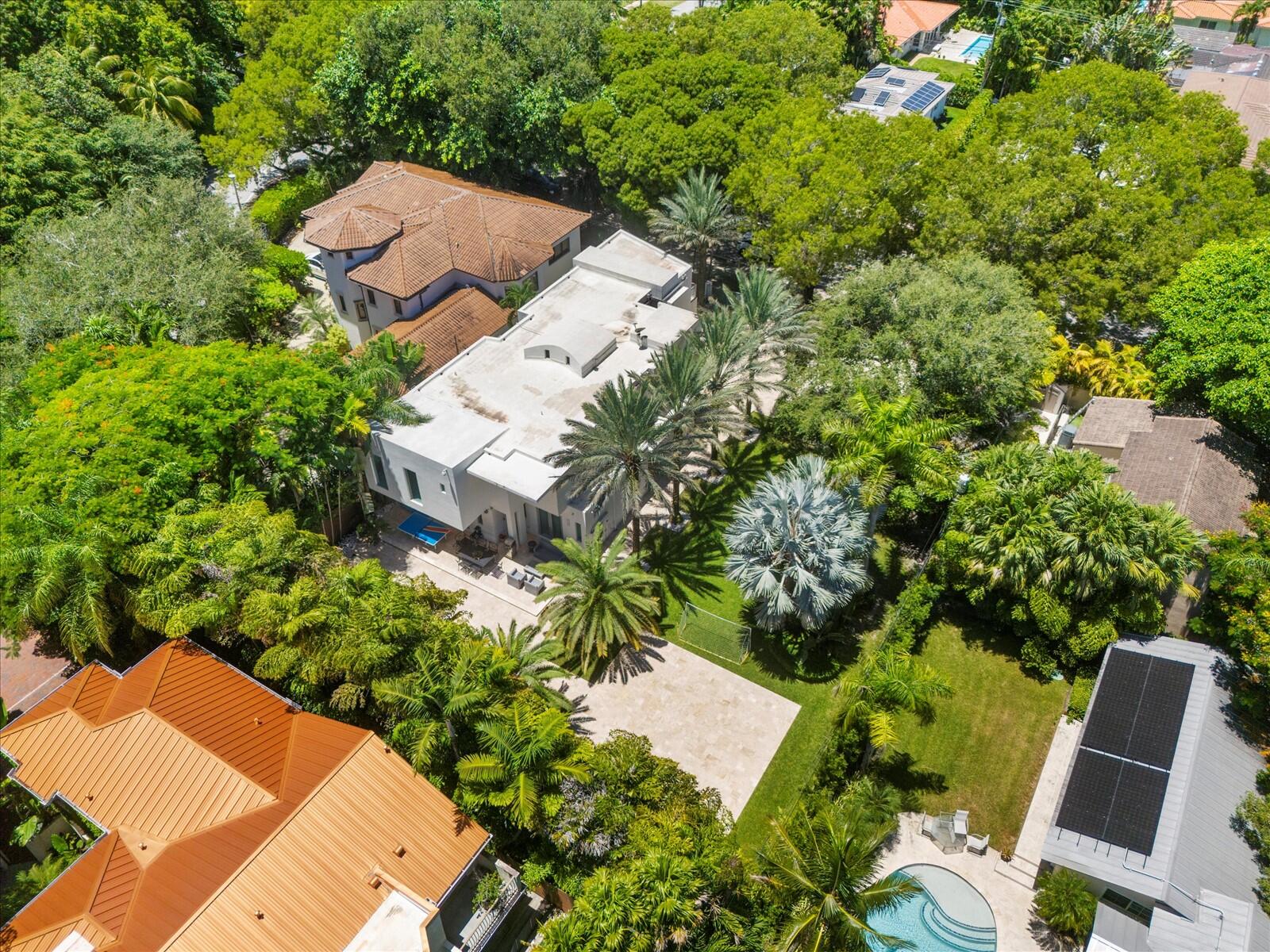 3917 S Le Jeune, Miami FL 33146