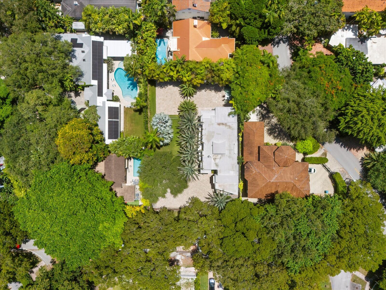 3917 S Le Jeune, Miami FL 33146