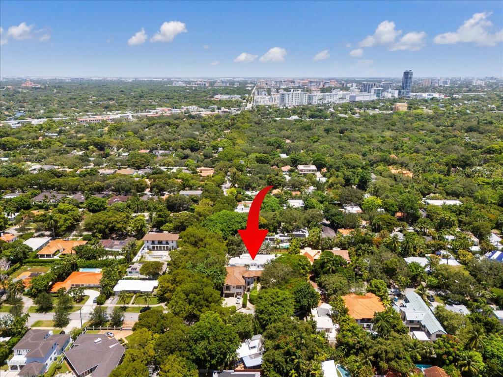 3917 S Le Jeune, Miami FL 33146