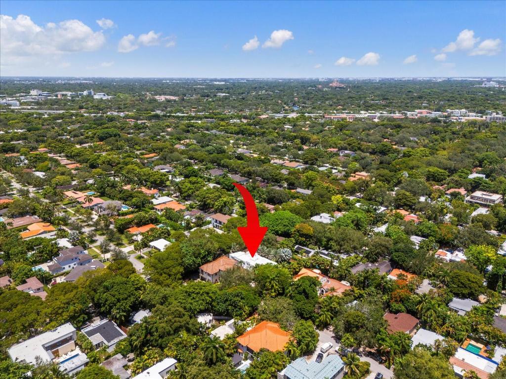 3917 S Le Jeune, Miami FL 33146