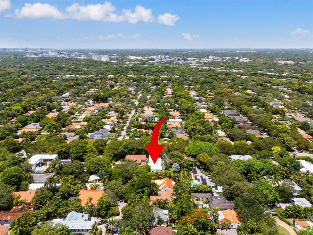 3917 S Le Jeune, Miami FL 33146