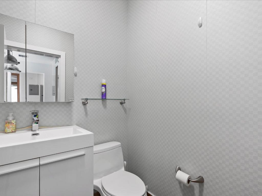 3917 S Le Jeune, Miami FL 33146