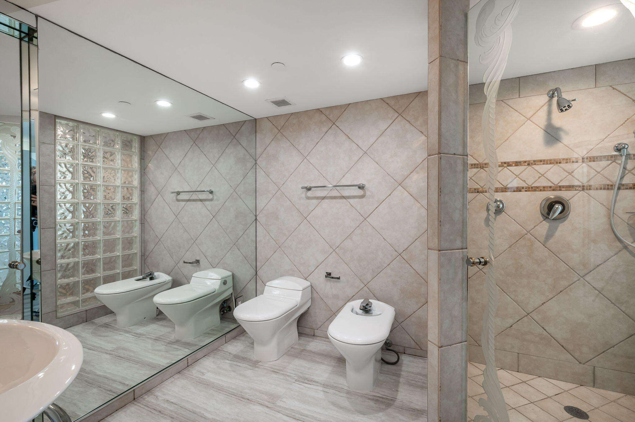 3115 S Ocean #1203, Highland Beach FL 33487