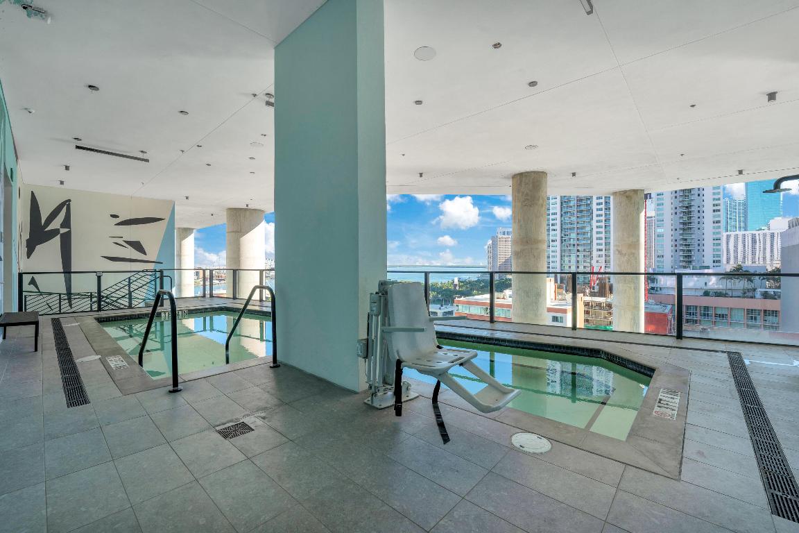398 NE 5th #2403, Miami FL 33132
