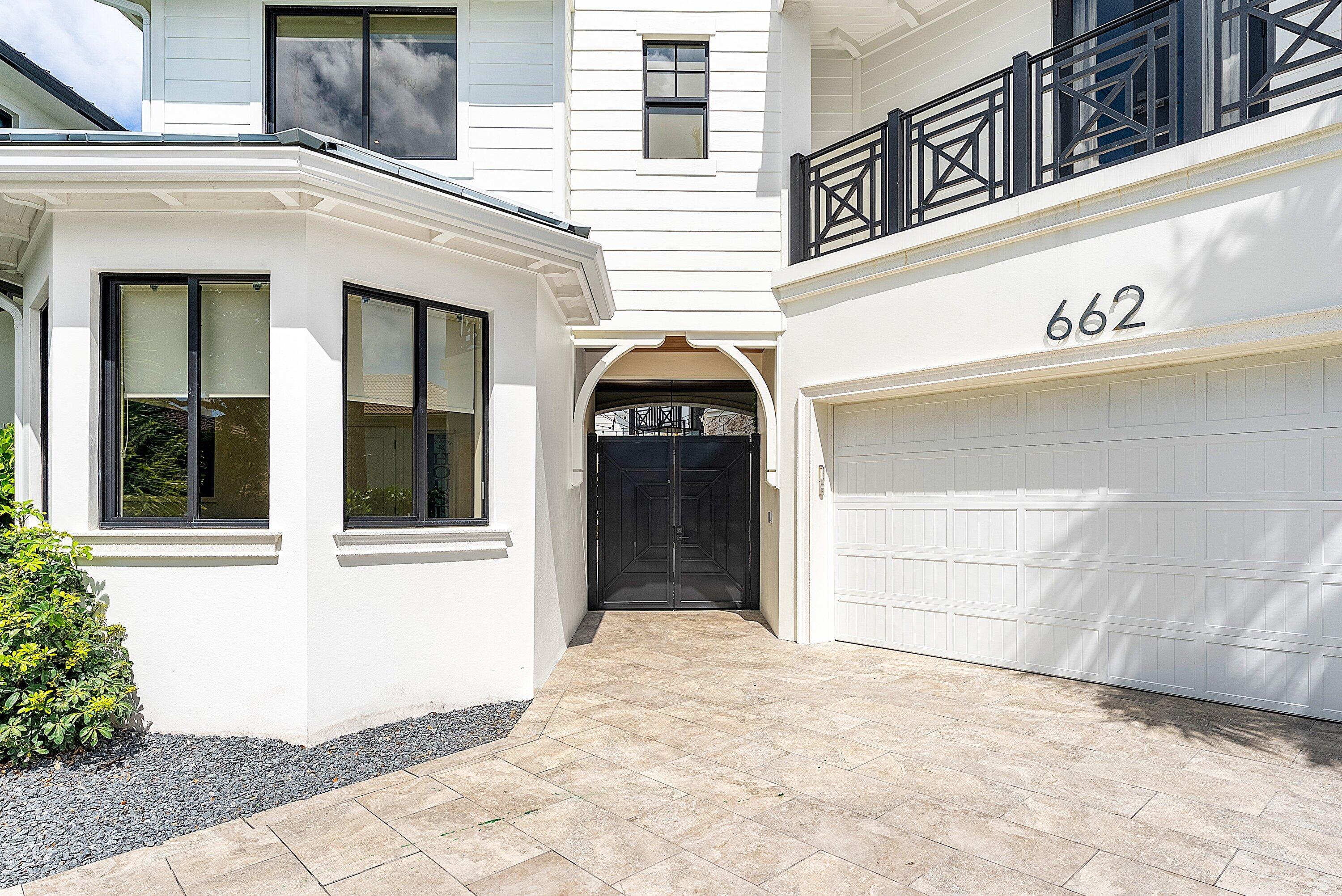 662 Boca Marina, Boca Raton FL 33487