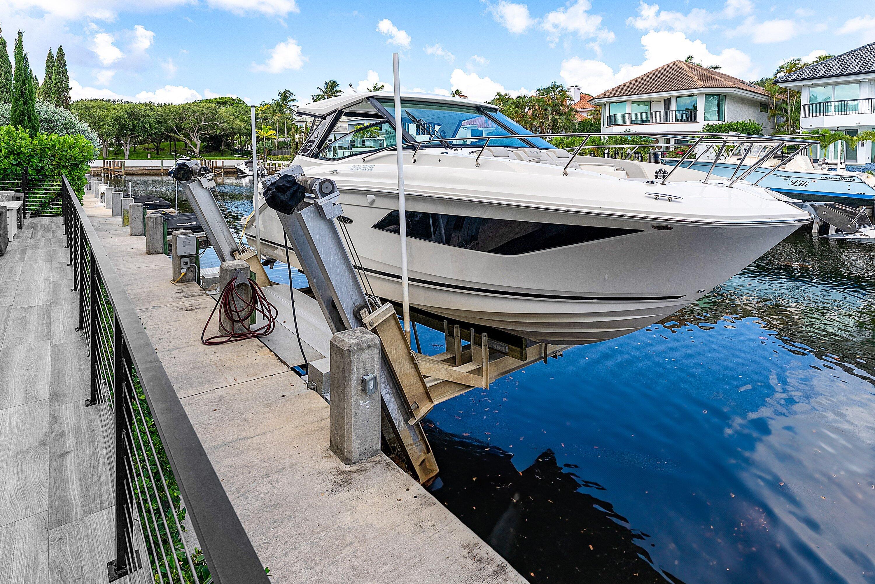 662 Boca Marina, Boca Raton FL 33487
