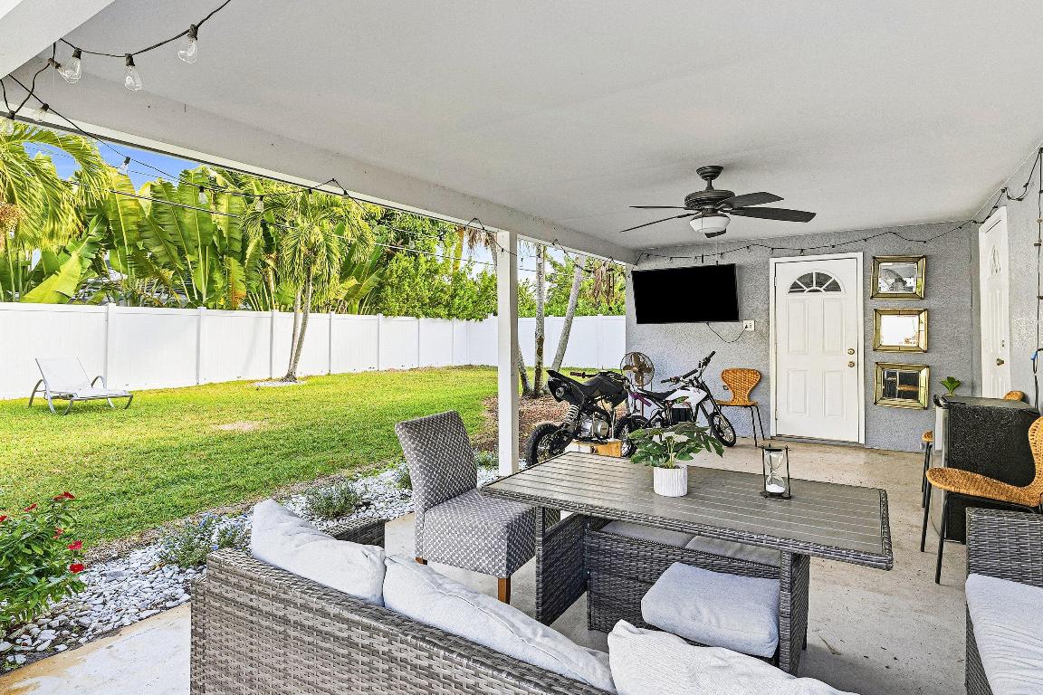 971 SW 12th, Boca Raton FL 33486