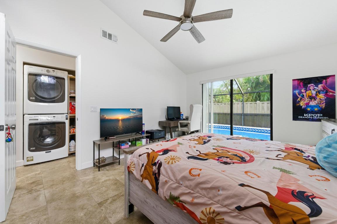 5284 Eagle Lake, Palm Beach Gardens FL 33418