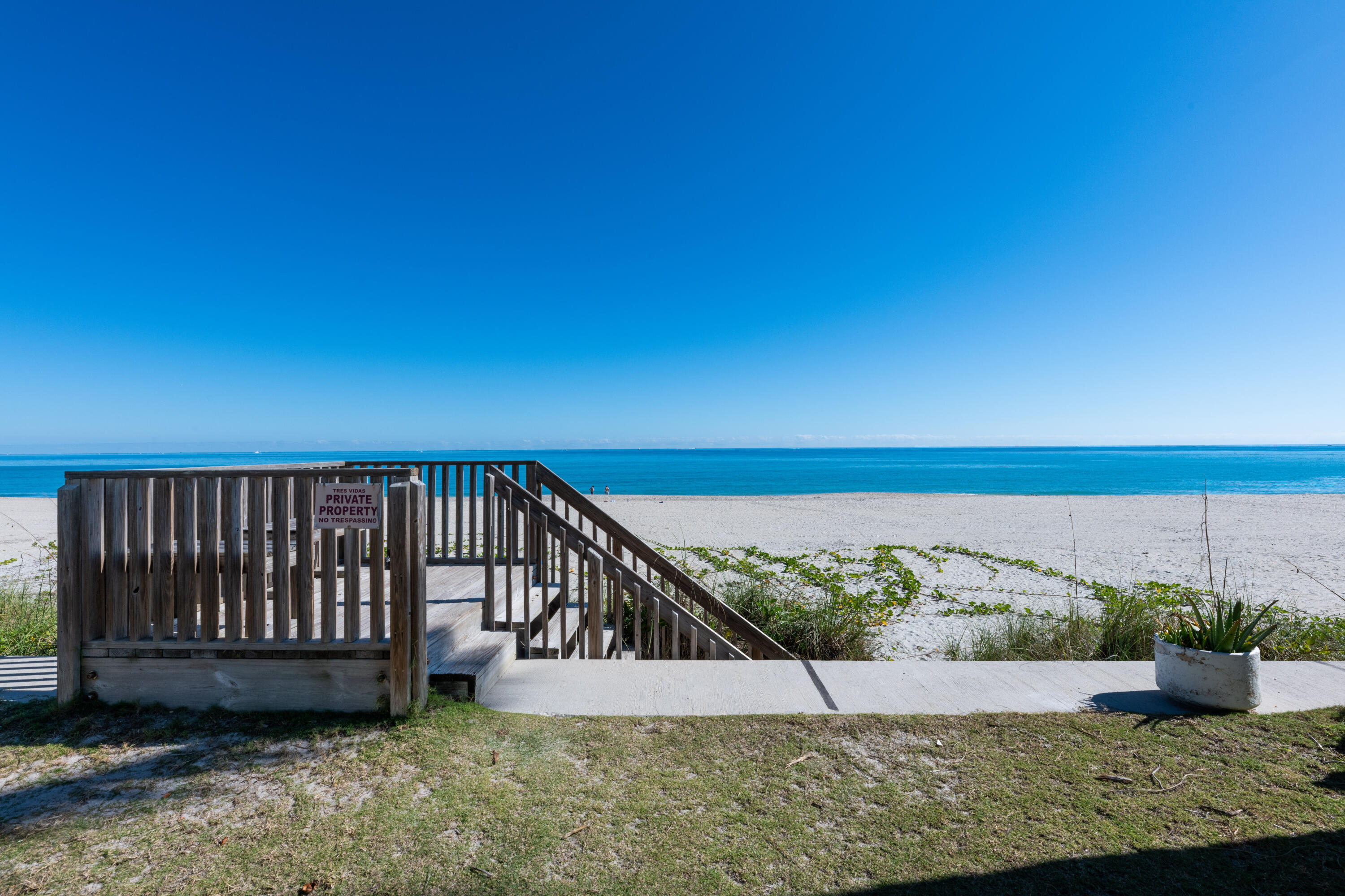 2335 S Ocean #C9, Palm Beach FL 33480