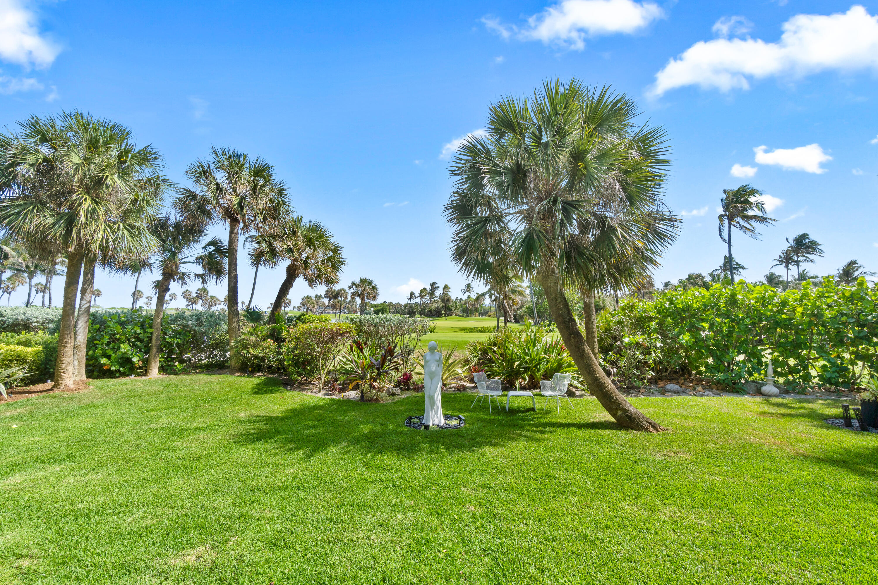 2335 S Ocean #C9, Palm Beach FL 33480