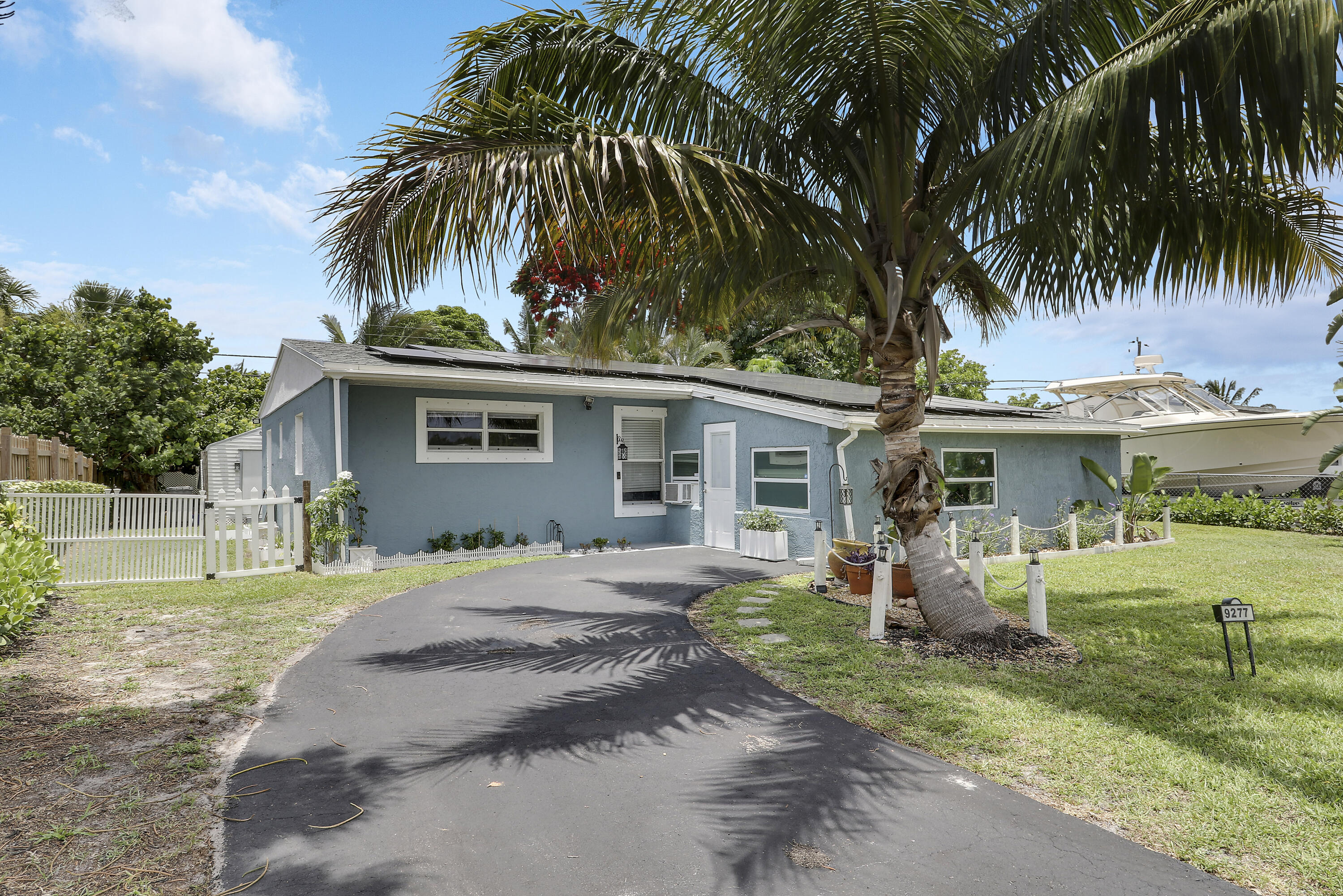 9277 Bloomfield, Palm Beach Gardens FL 33410