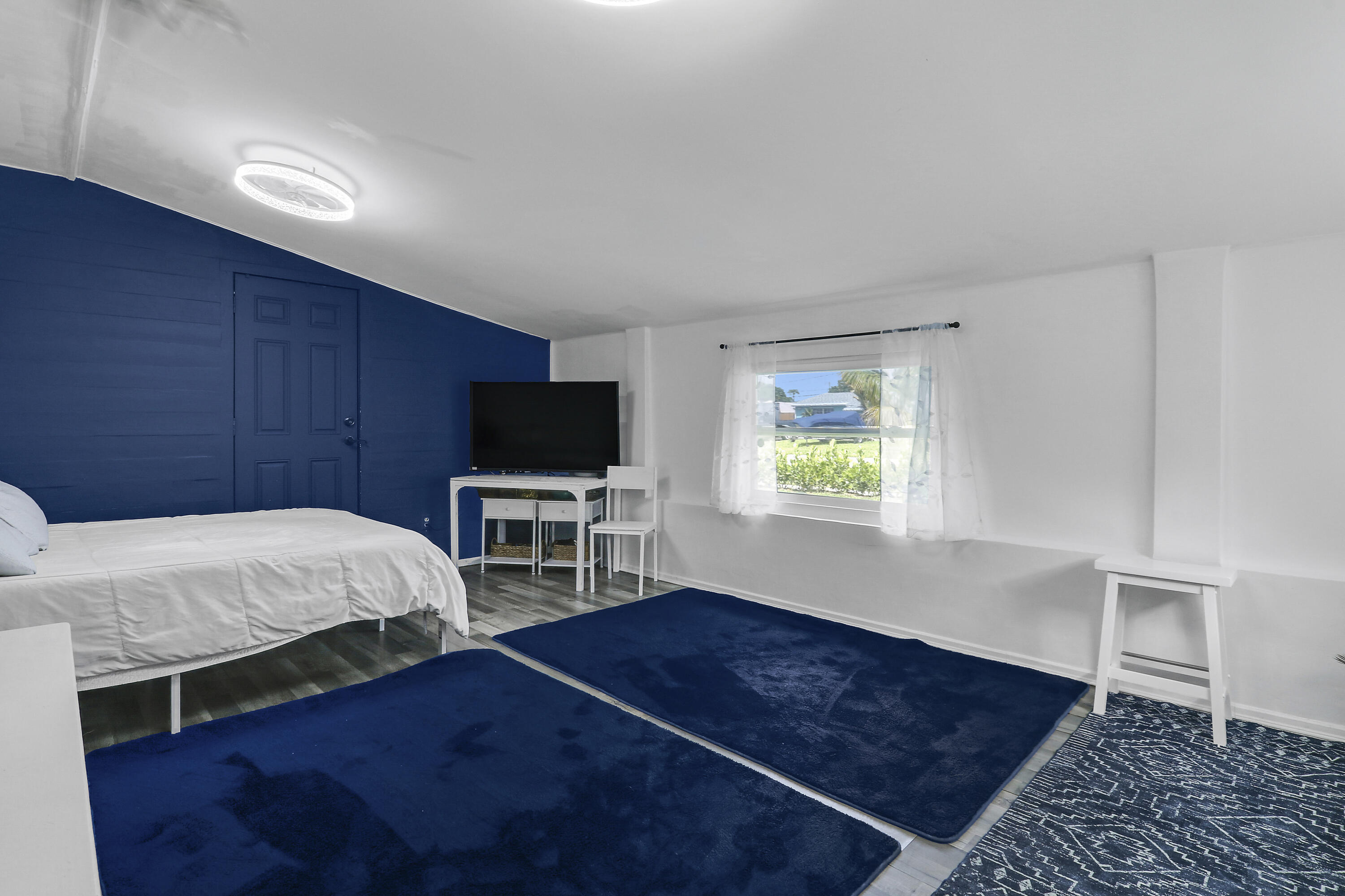 9277 Bloomfield, Palm Beach Gardens FL 33410