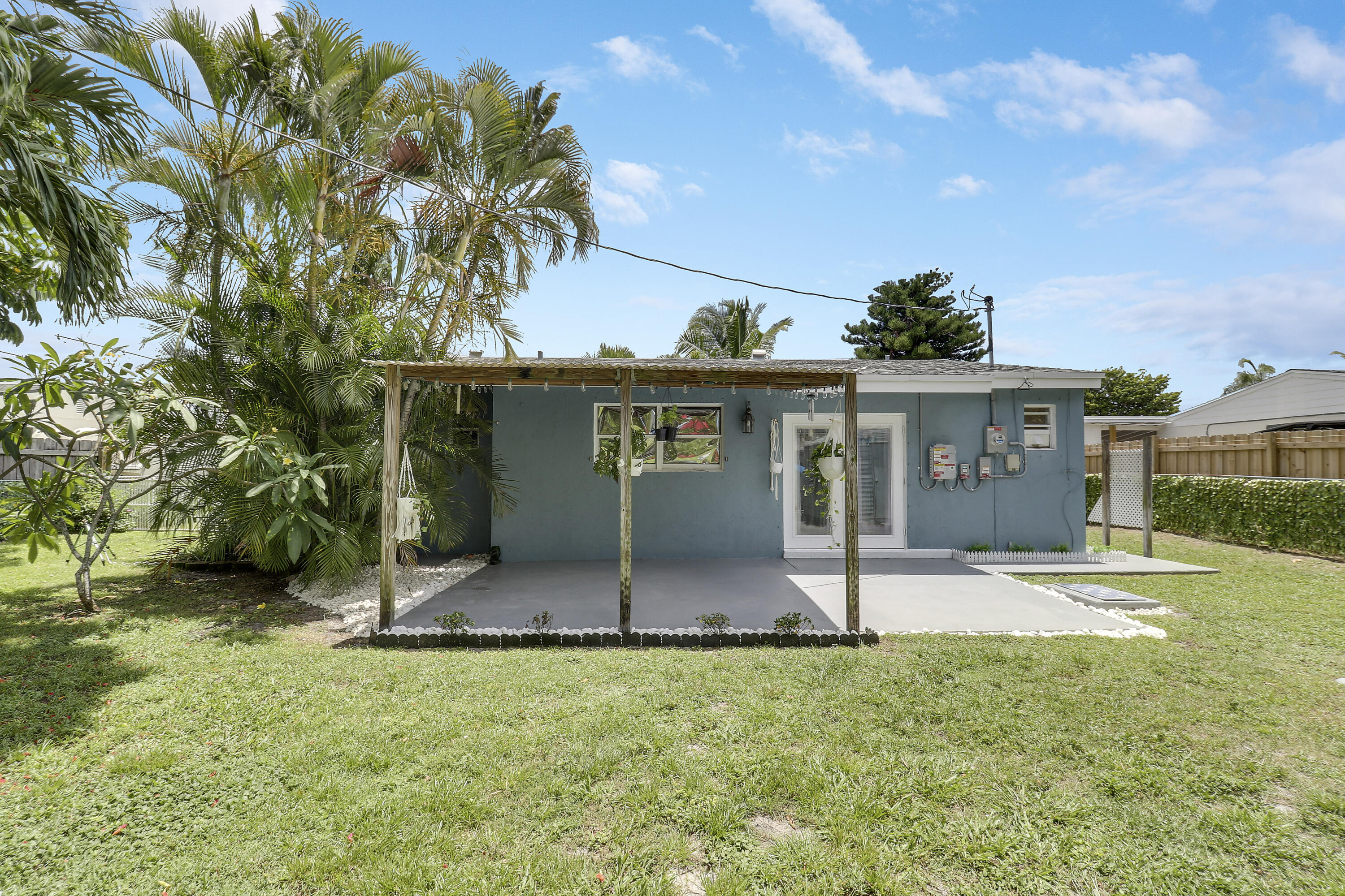 9277 Bloomfield, Palm Beach Gardens FL 33410