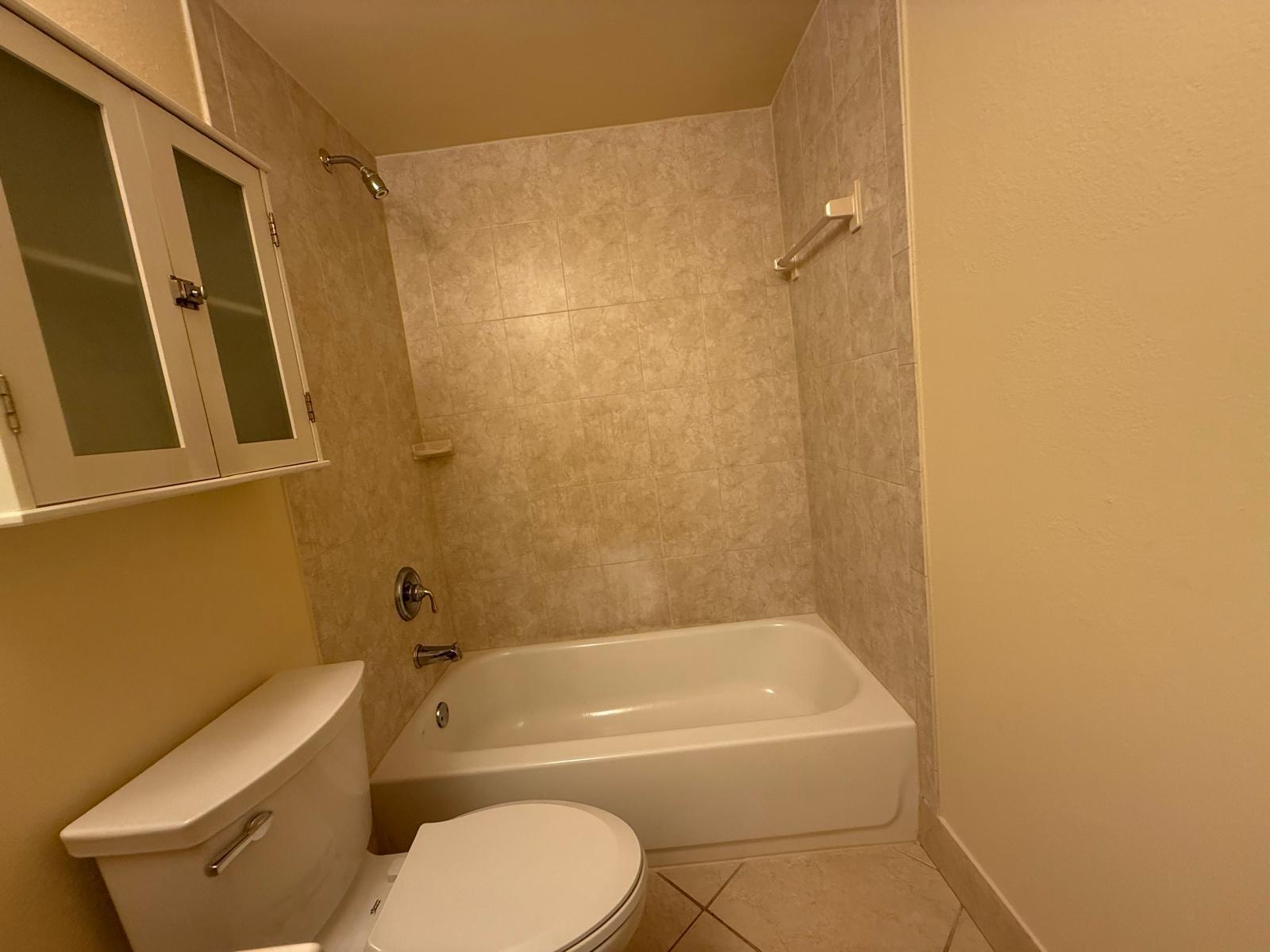744 NE 14th #12, Fort Lauderdale FL 33304