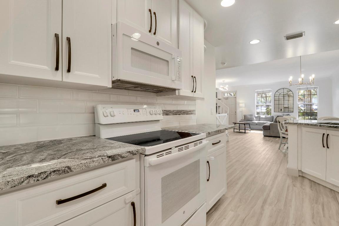 112 Wentworth, Jupiter FL 33458