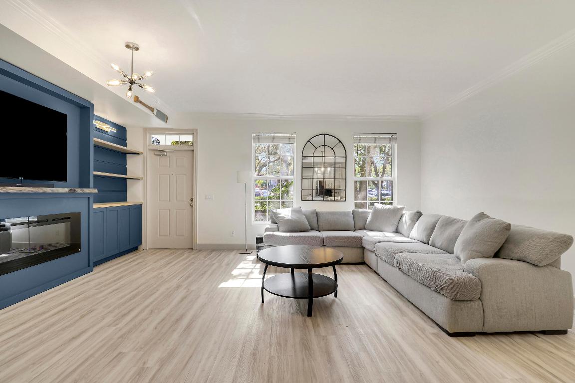 112 Wentworth, Jupiter FL 33458