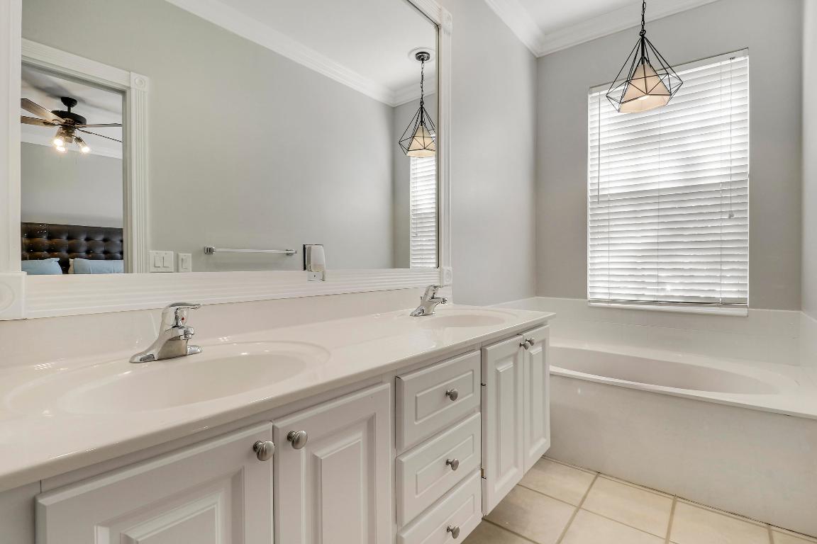 112 Wentworth, Jupiter FL 33458