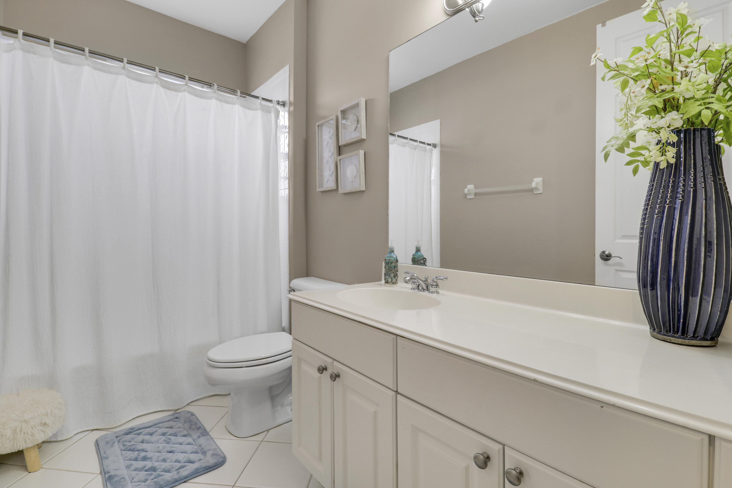 770 Bocce, Palm Beach Gardens FL 33410