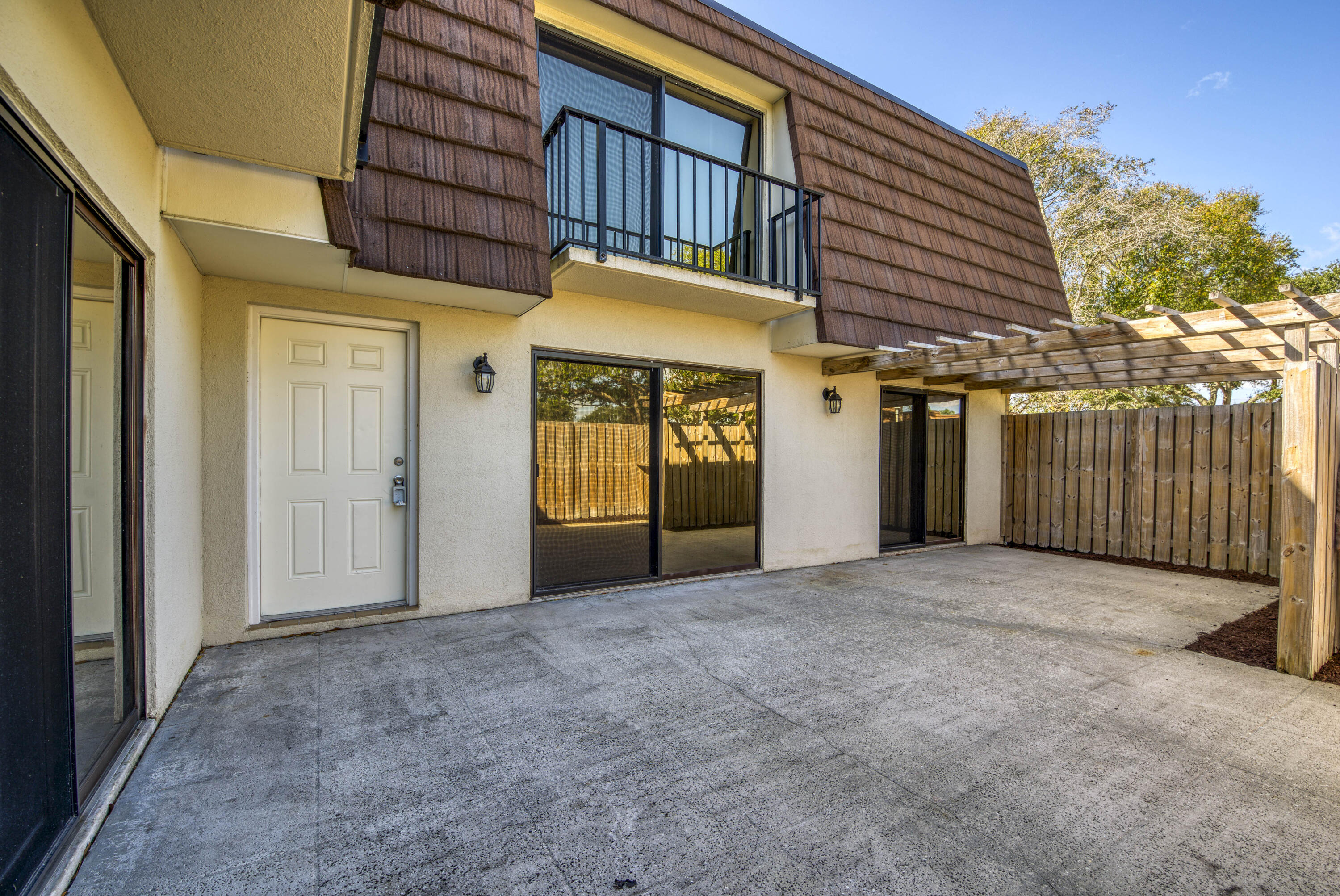 1607 16th, Palm Beach Gardens FL 33418