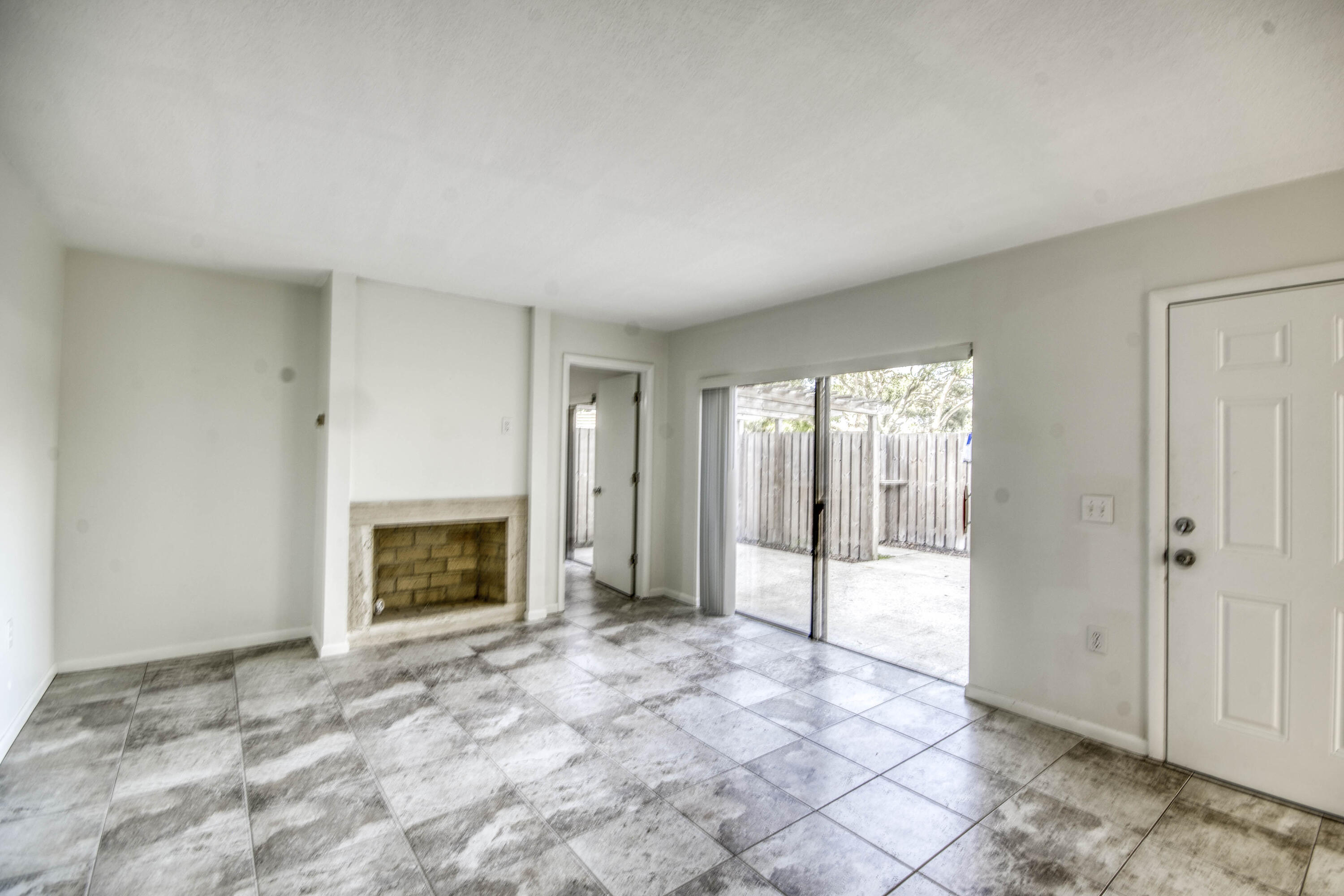 1607 16th, Palm Beach Gardens FL 33418