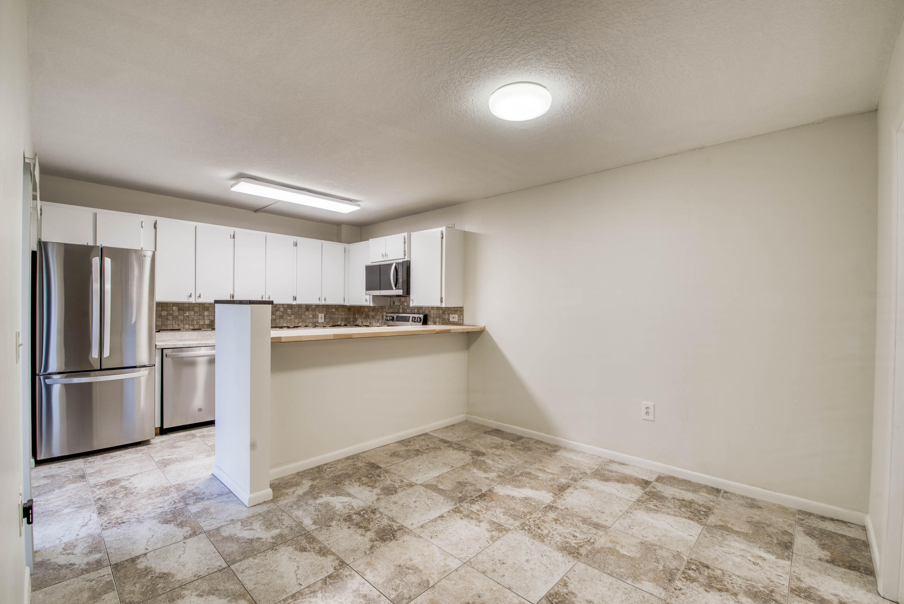 1607 16th, Palm Beach Gardens FL 33418