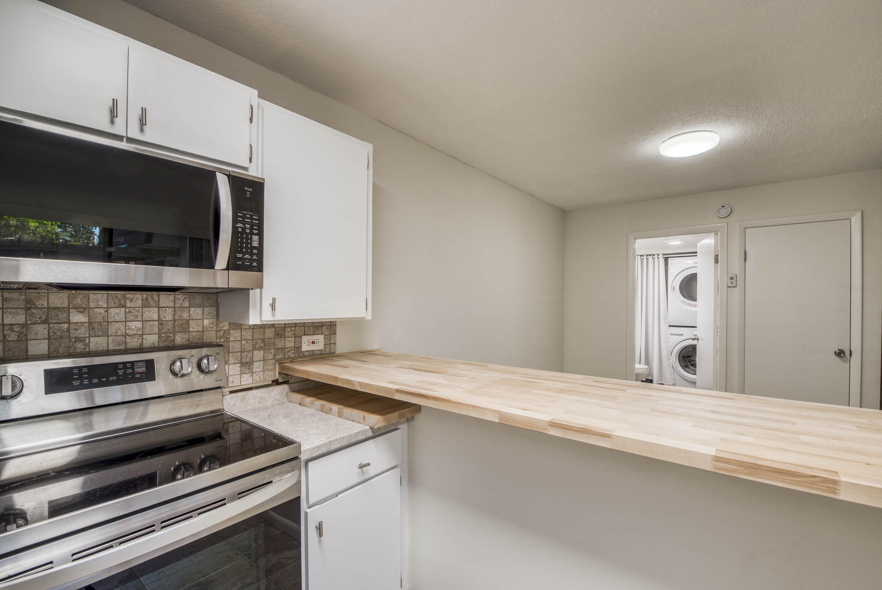 1607 16th, Palm Beach Gardens FL 33418