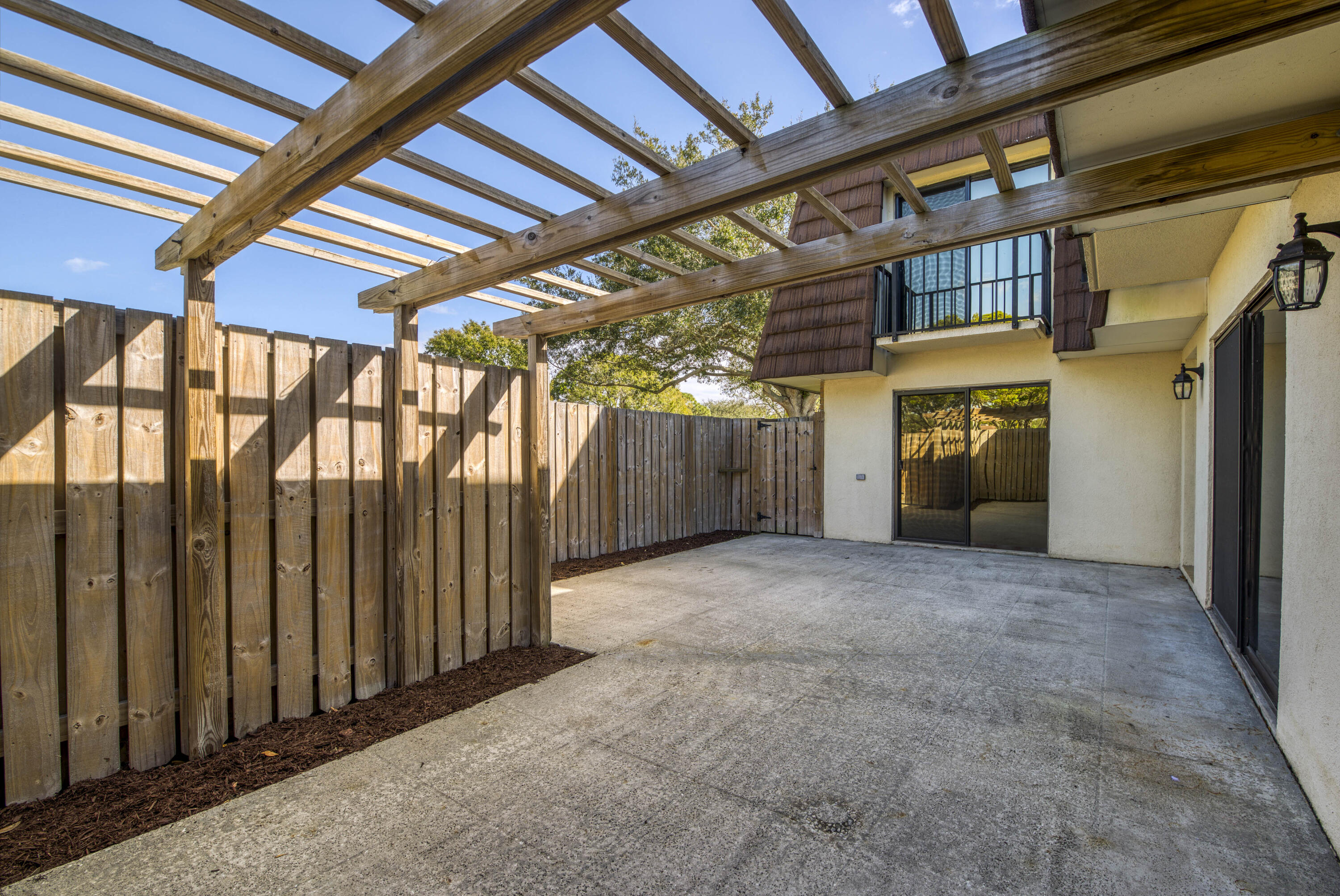 1607 16th, Palm Beach Gardens FL 33418