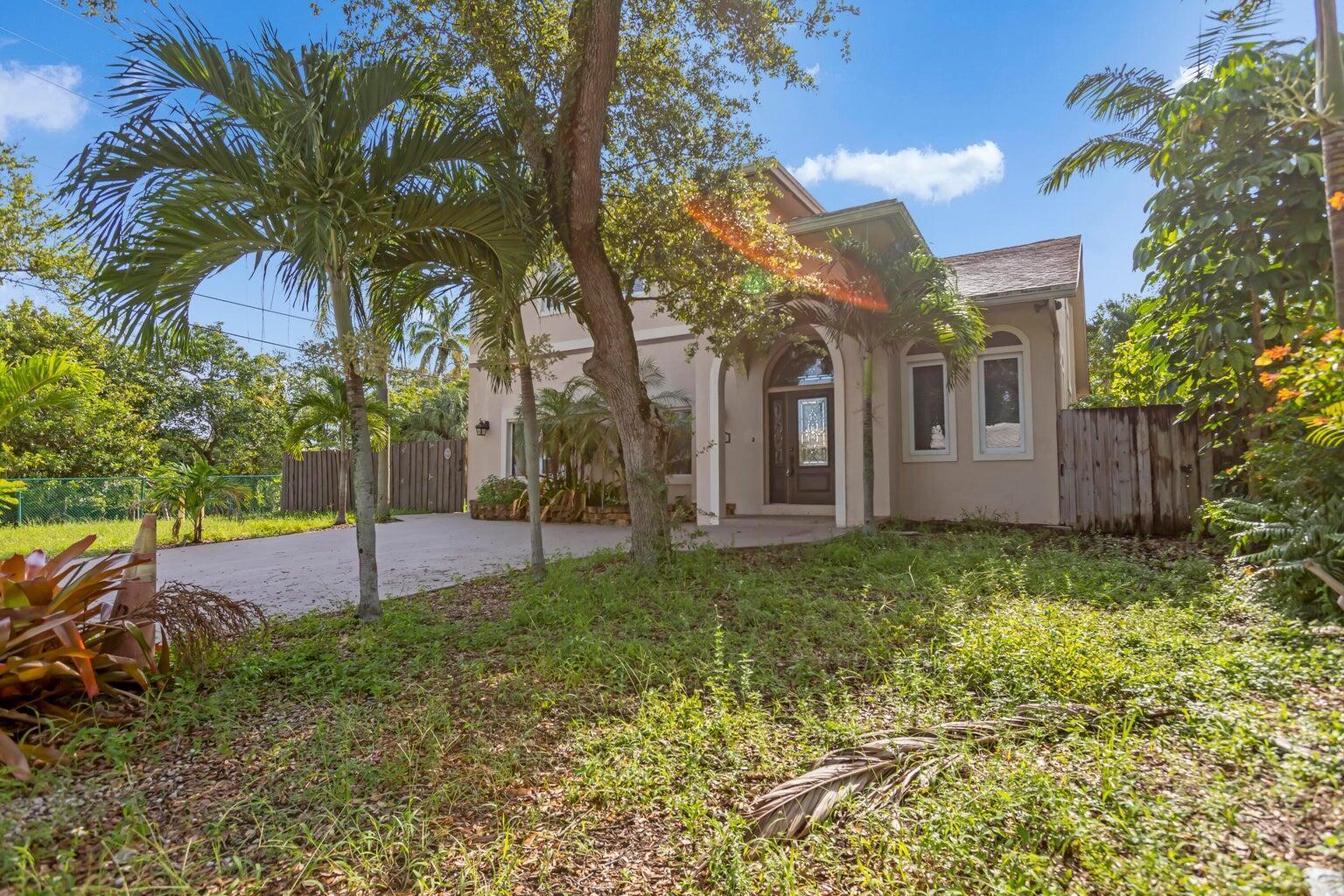 4500 SW 25th, Dania Beach FL 33312