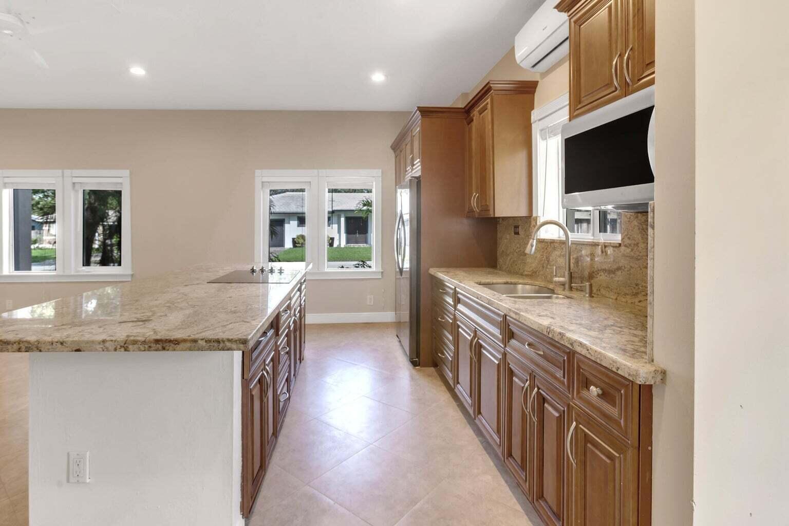 4500 SW 25th, Dania Beach FL 33312