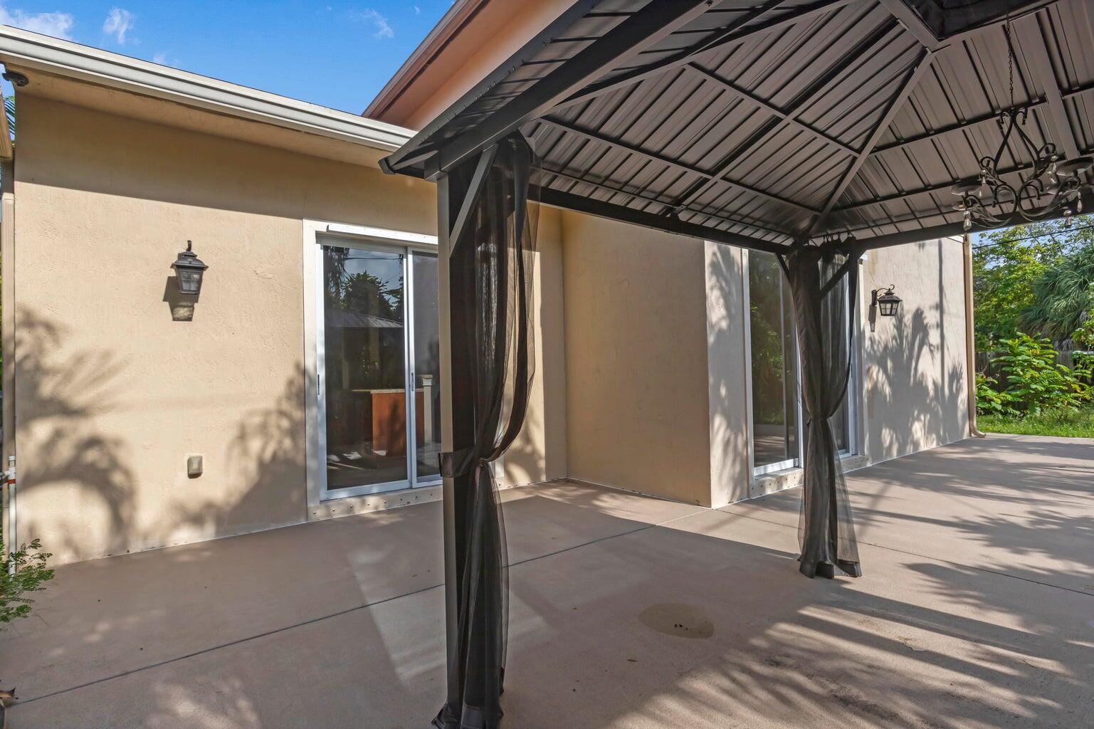 4500 SW 25th, Dania Beach FL 33312
