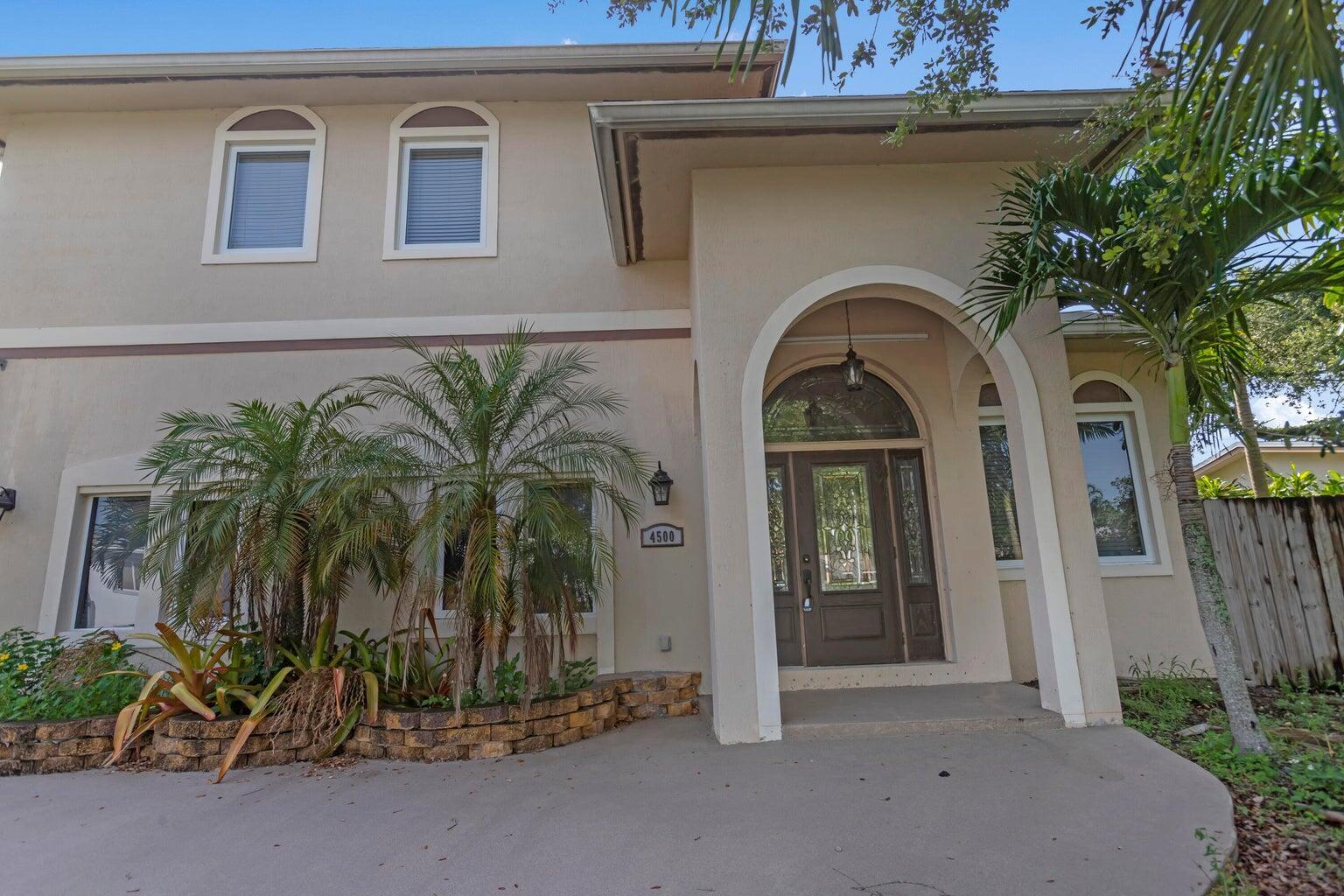 4500 SW 25th, Dania Beach FL 33312