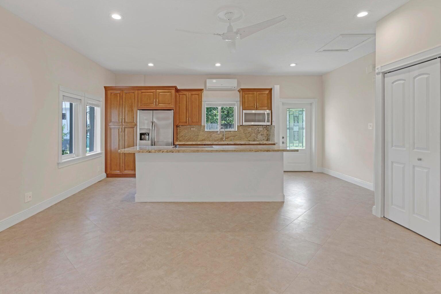 4500 SW 25th, Dania Beach FL 33312