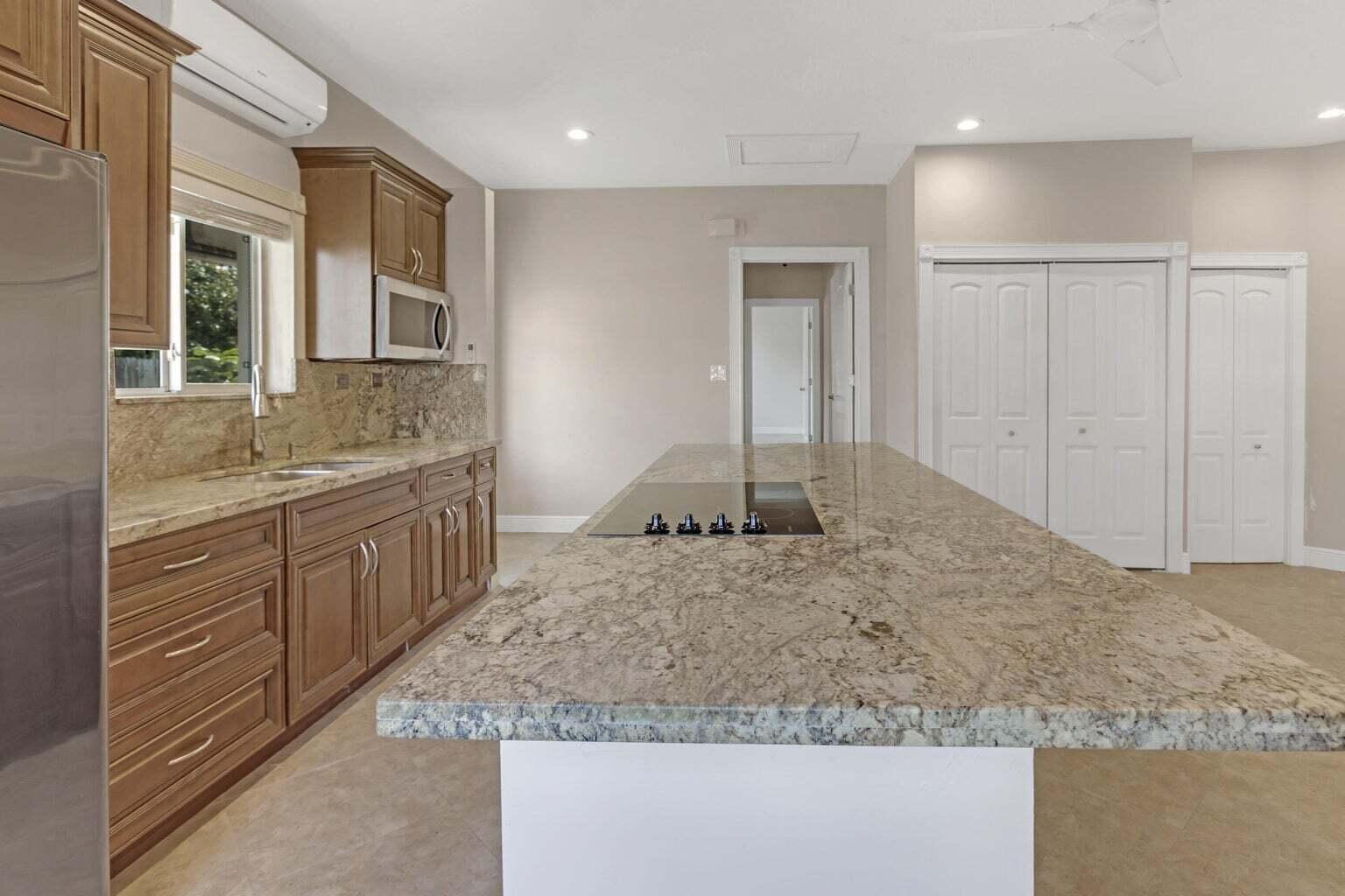 4500 SW 25th, Dania Beach FL 33312