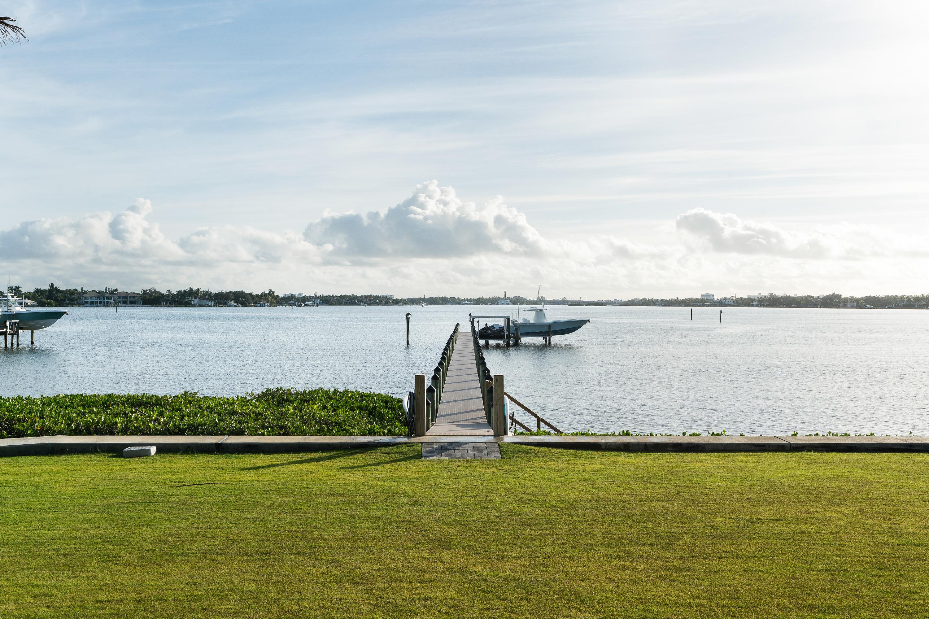 5211 Pennock Point, Jupiter FL 33458