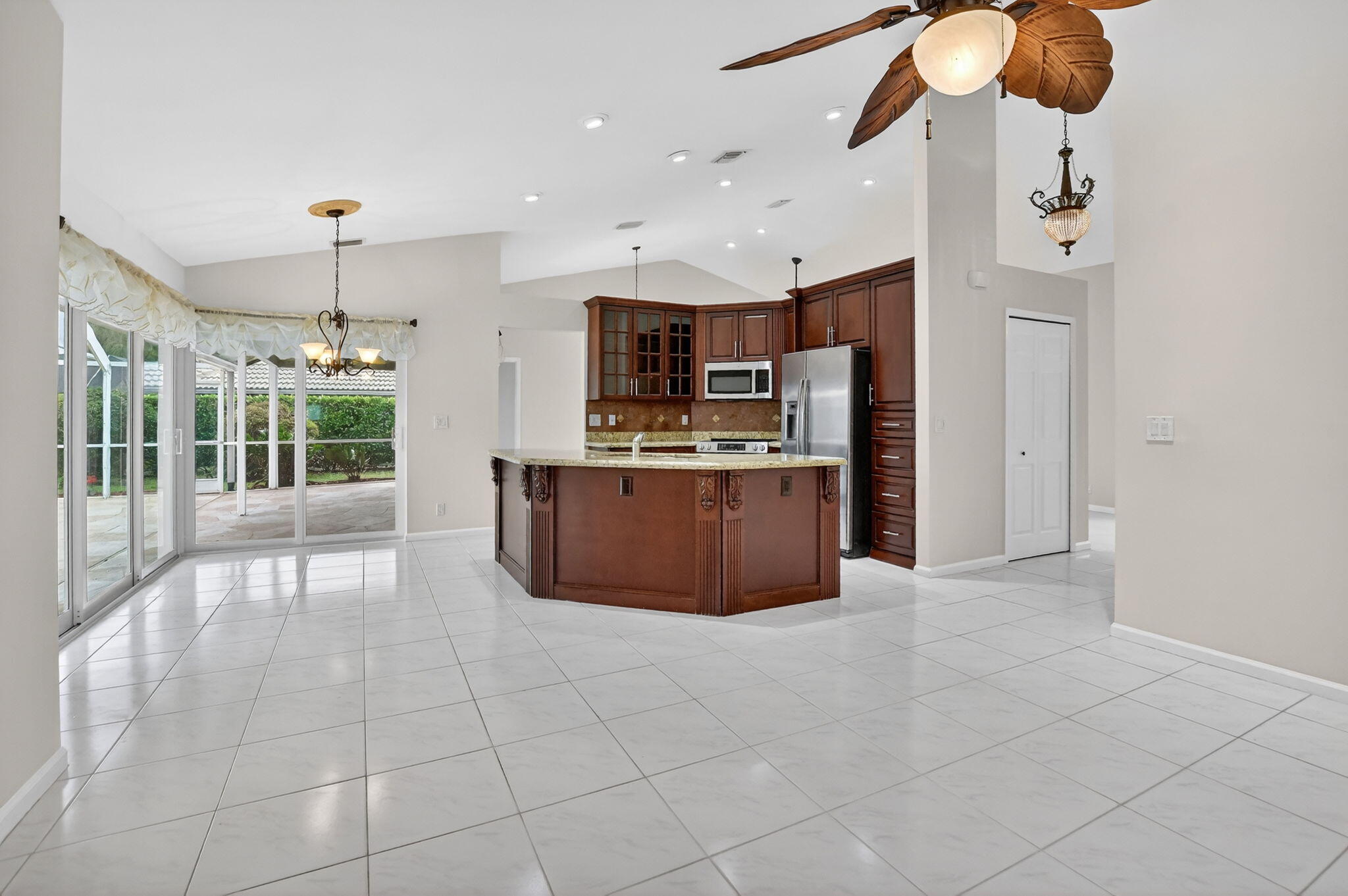 10194 Canoe Brook, Boca Raton FL 33498