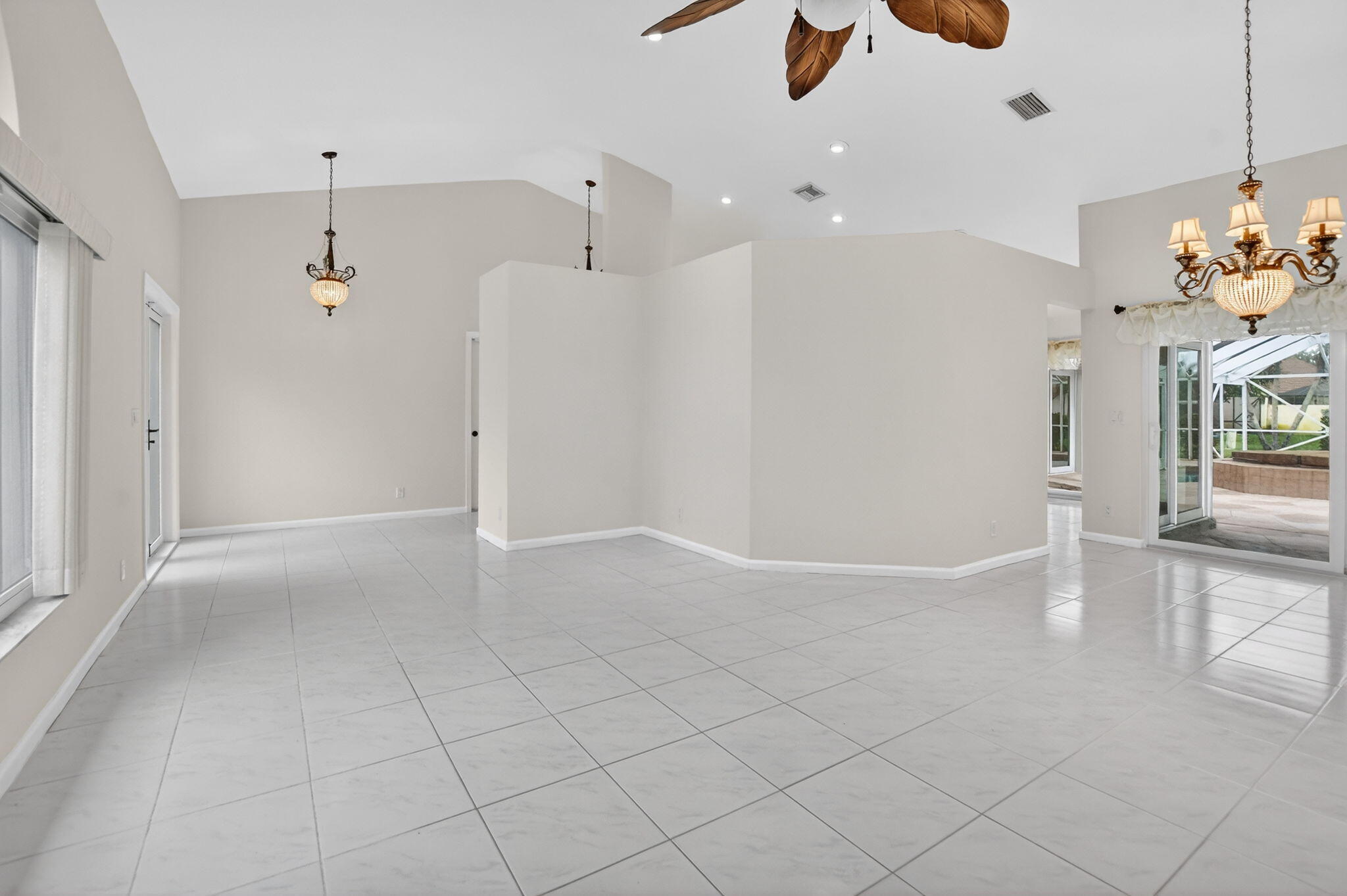 10194 Canoe Brook, Boca Raton FL 33498