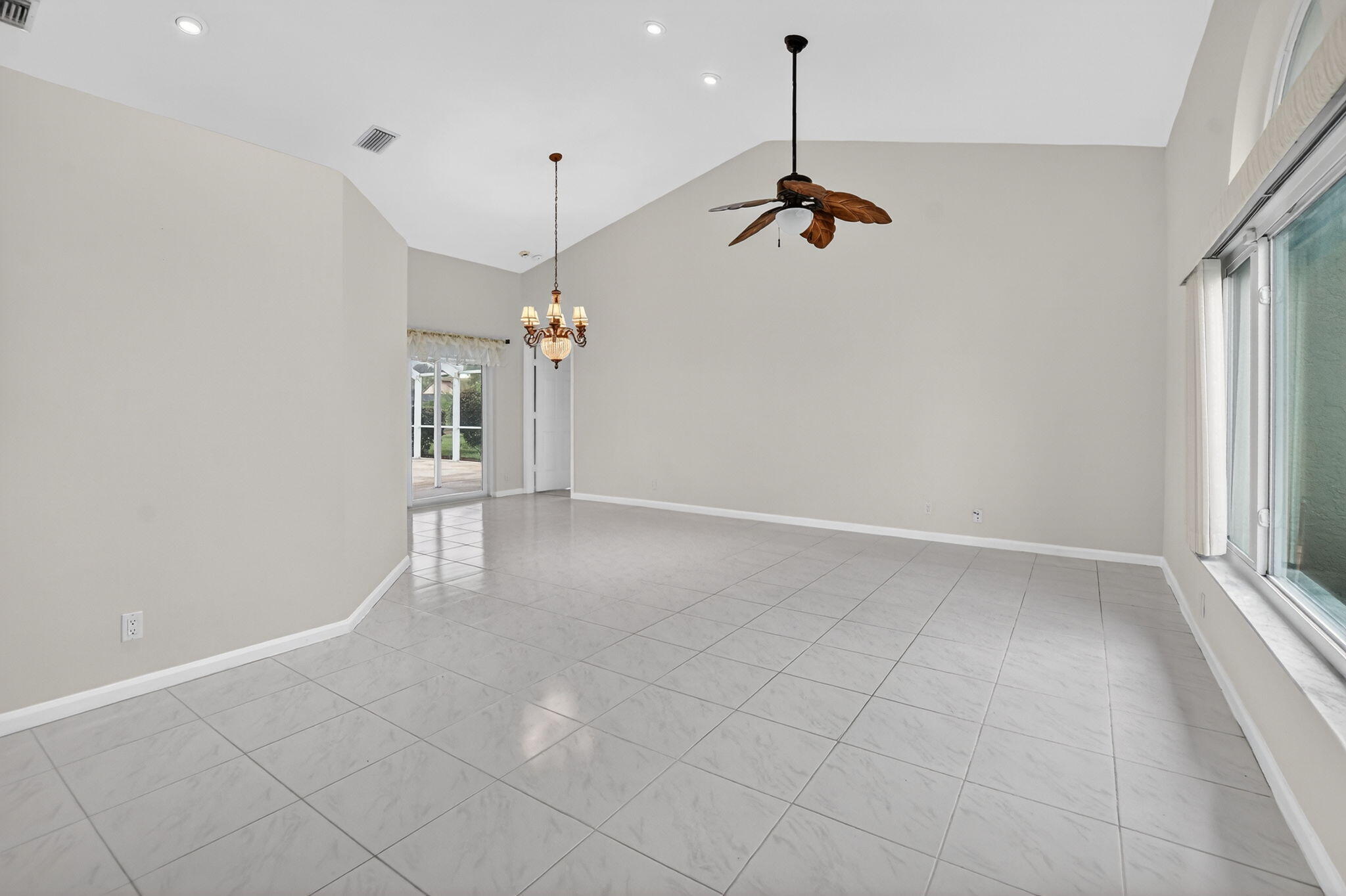10194 Canoe Brook, Boca Raton FL 33498