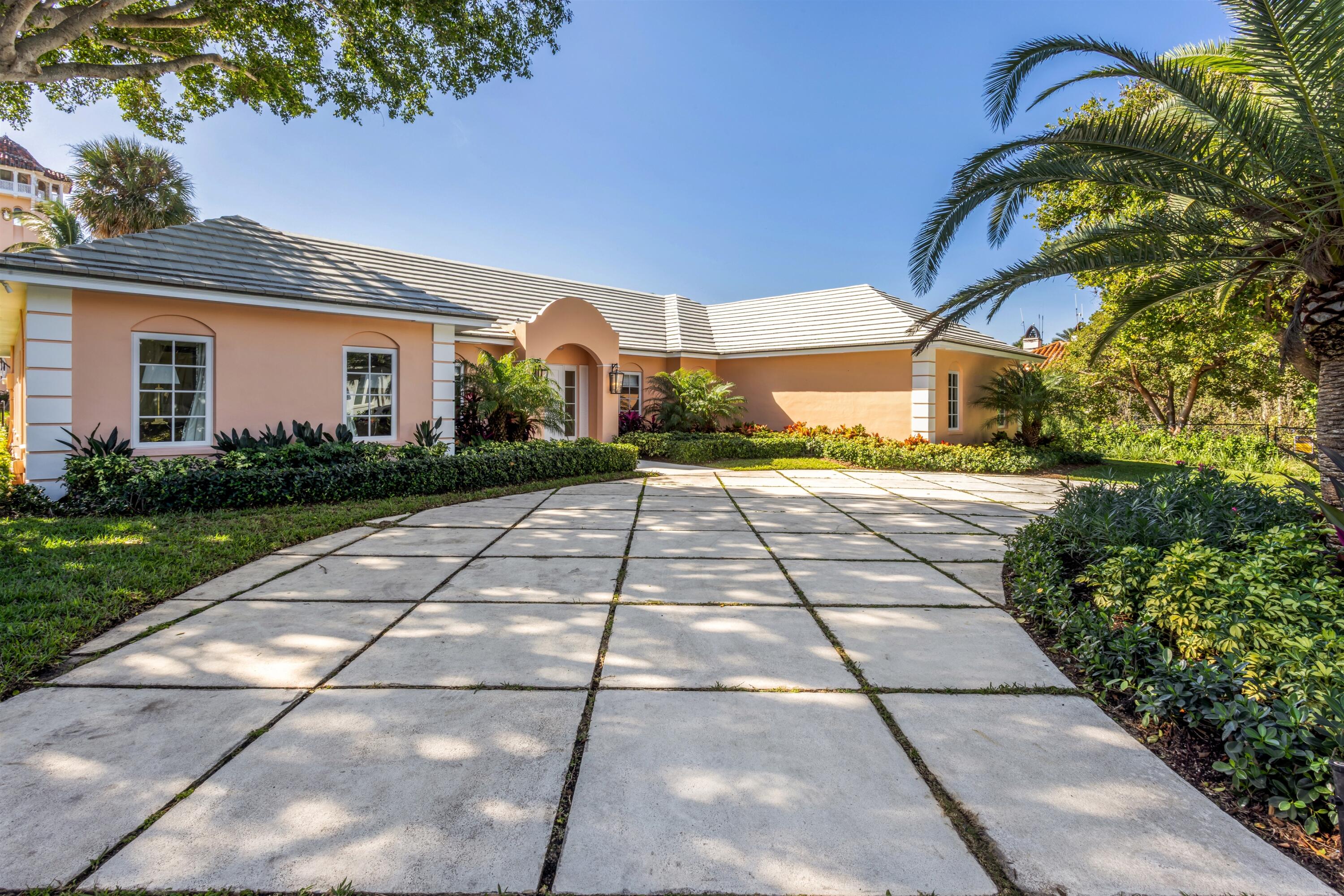 124 Woodbridge, Palm Beach FL 33480